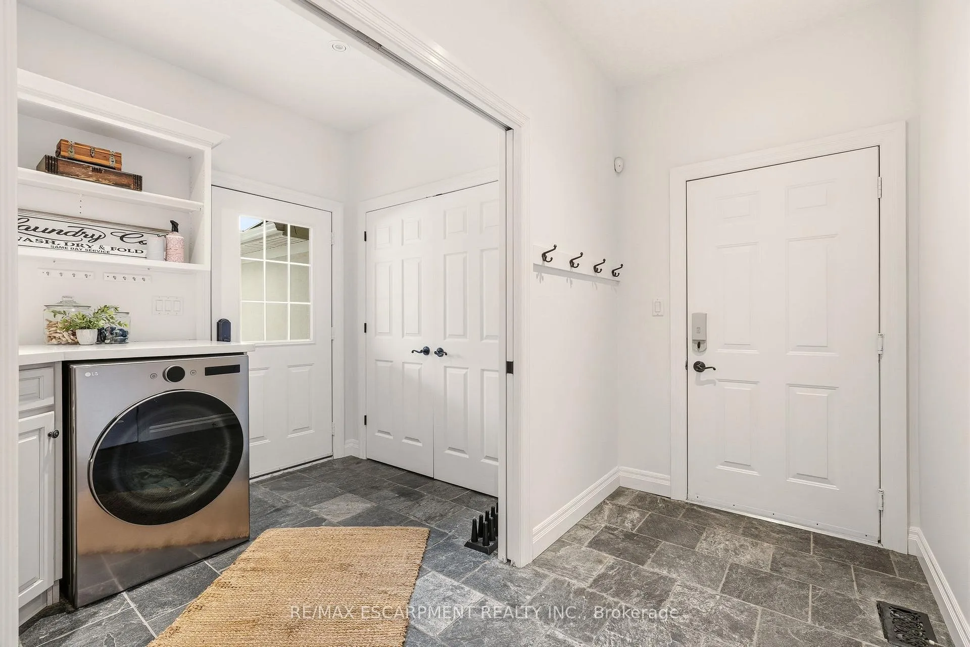 Photo 5 of 59 Palomino Drive, Hamilton, Carlisle — HOMEH