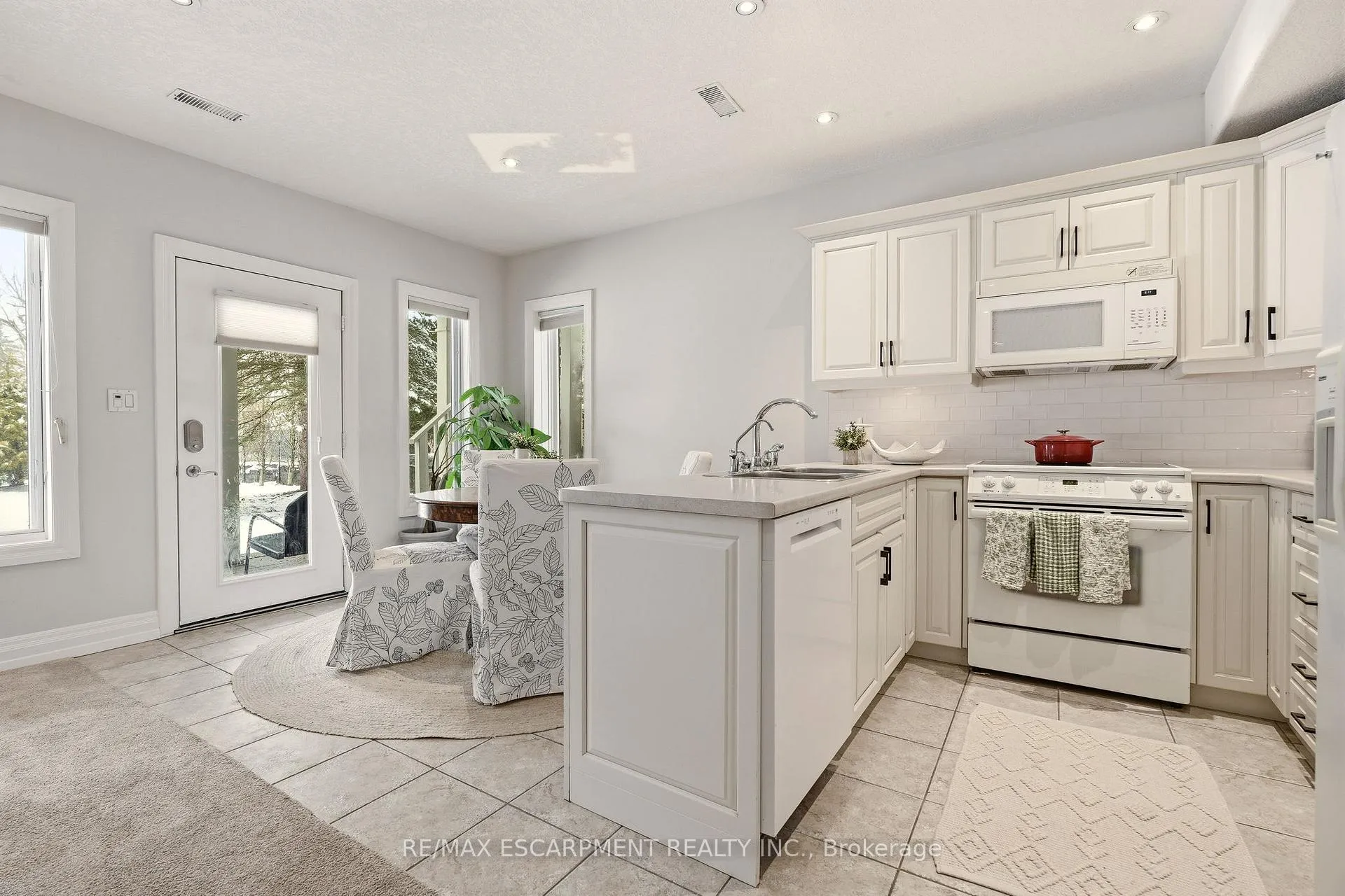 Photo 37 of 59 Palomino Drive, Hamilton, Carlisle — HOMEH