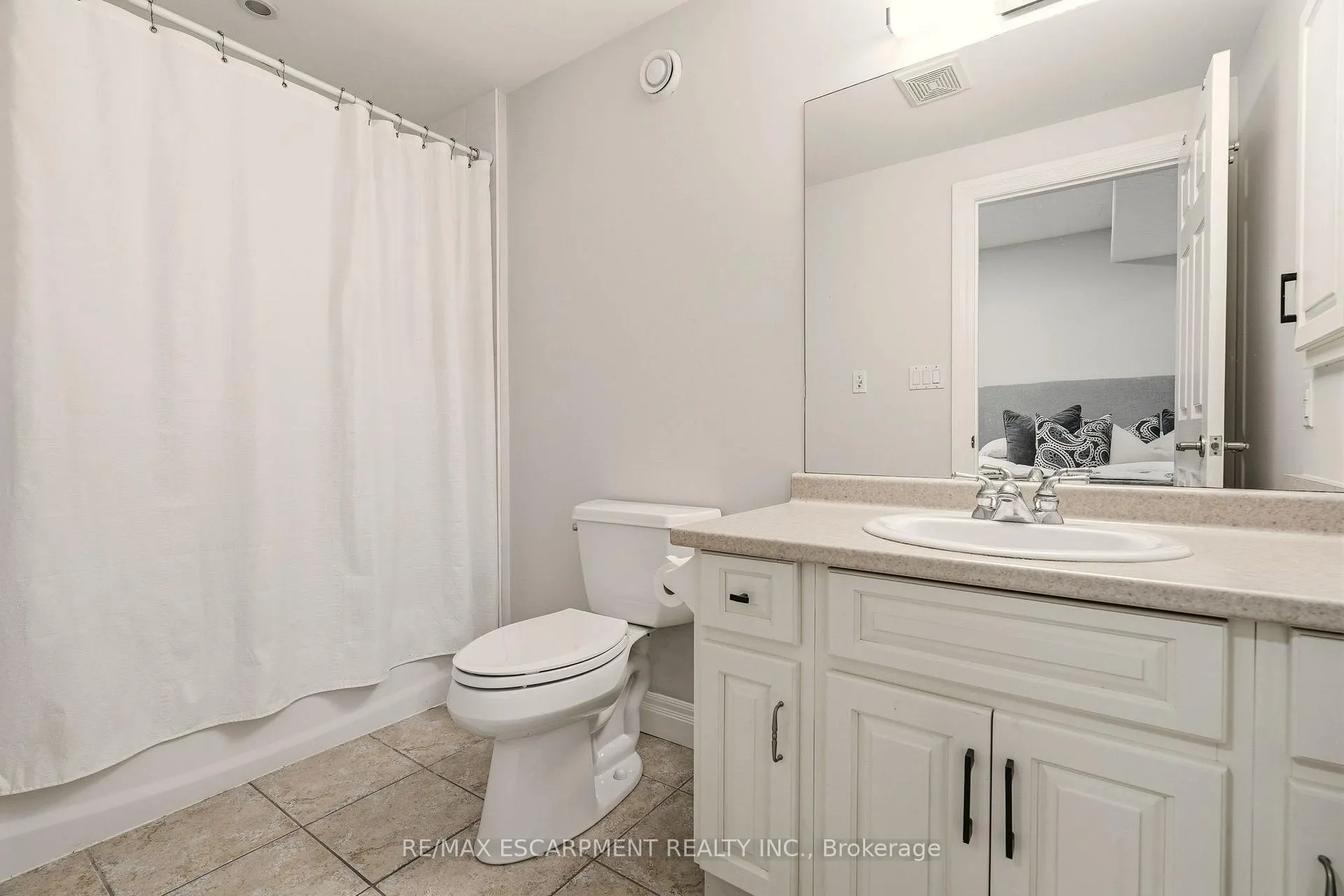 Photo 39 of 59 Palomino Drive, Hamilton, Carlisle — HOMEH