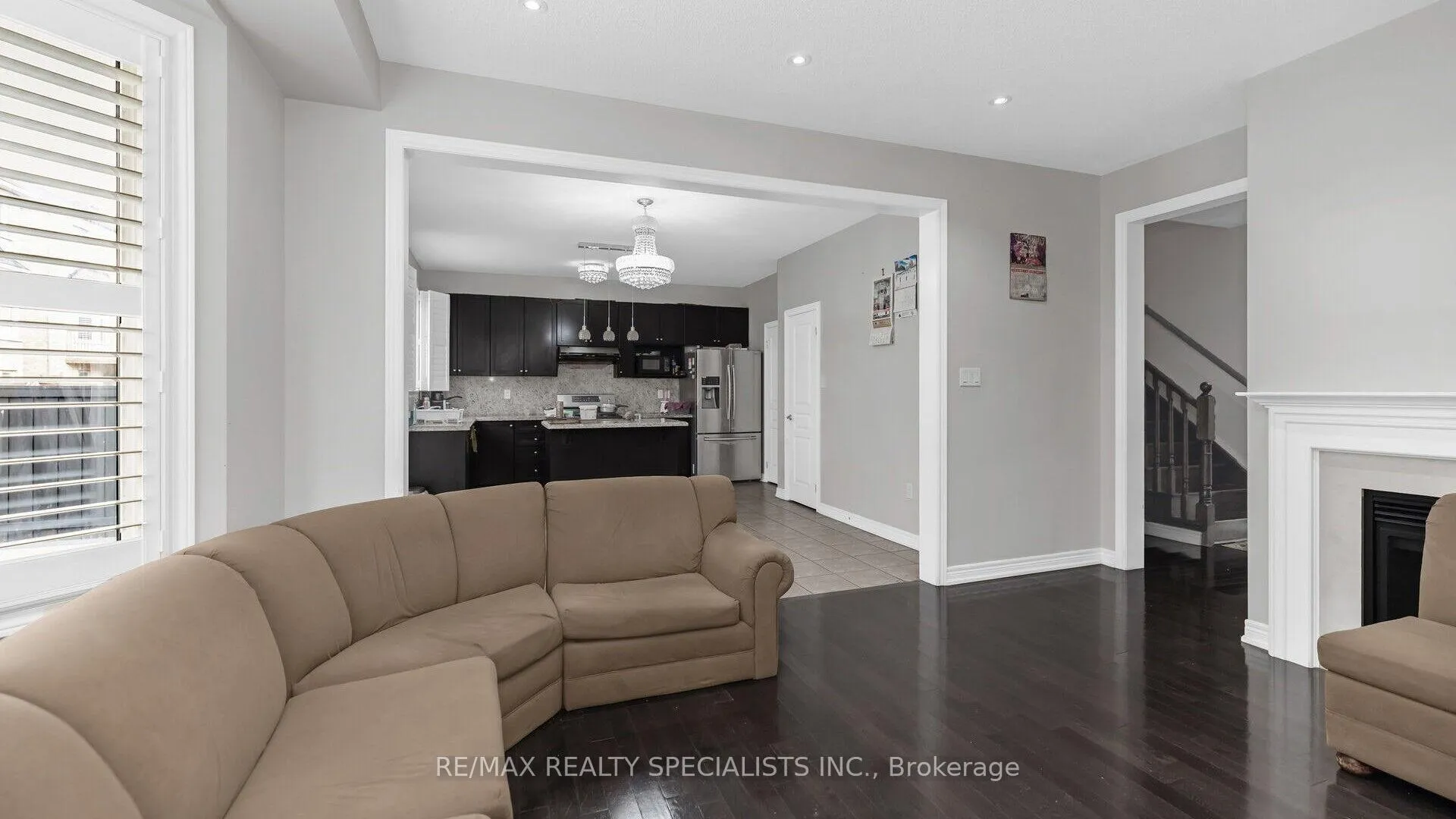 Photo 10 of 132 Allegro Drive, Brampton, Credit Valley — HOMEH
