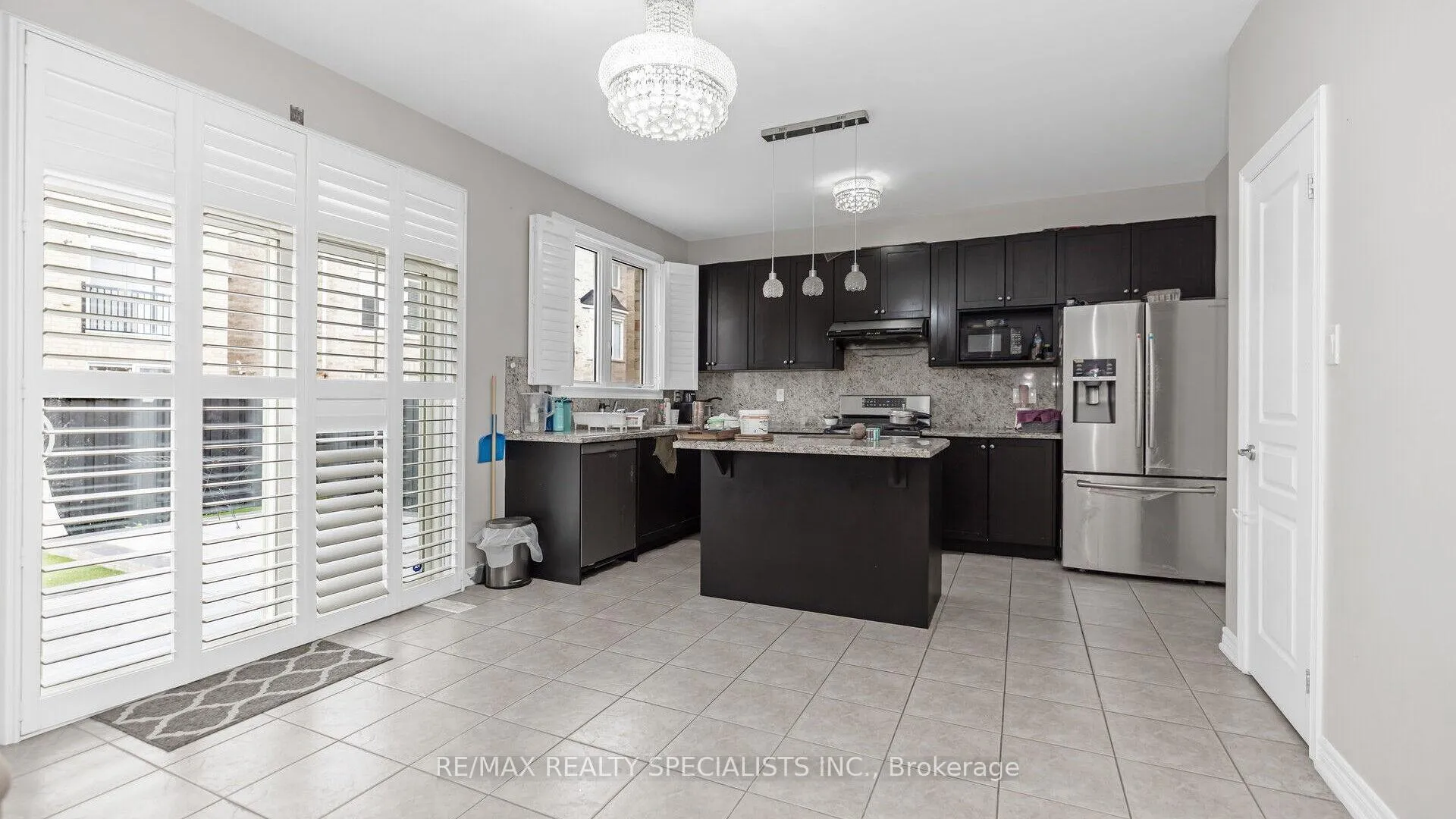 Photo 11 of 132 Allegro Drive, Brampton, Credit Valley — HOMEH