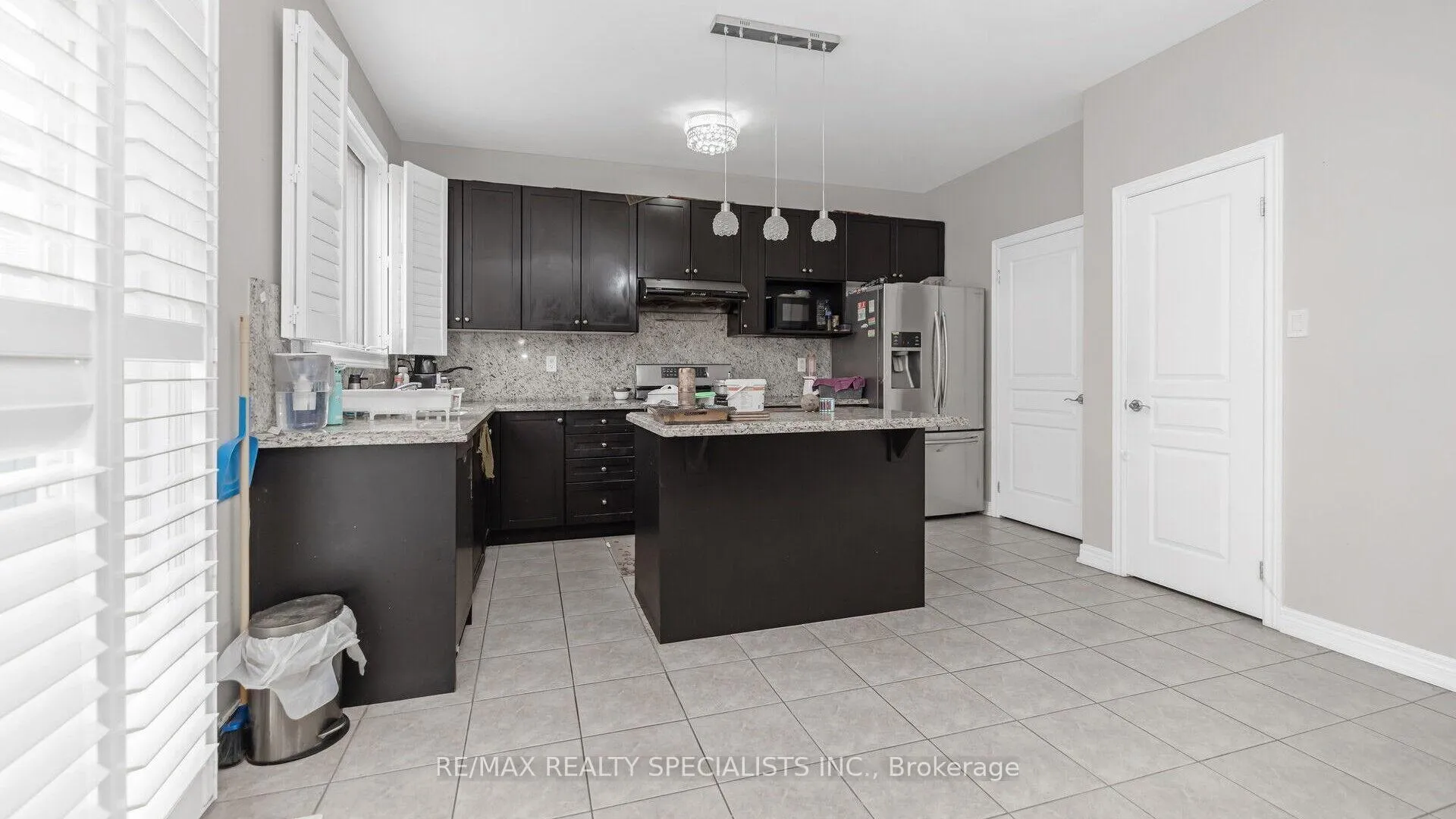 Photo 12 of 132 Allegro Drive, Brampton, Credit Valley — HOMEH
