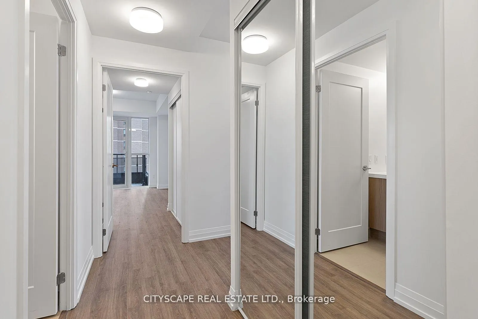 Photo 3 of Unit 2207, 286 Main Street, Toronto, East End-Danforth — HOMEH