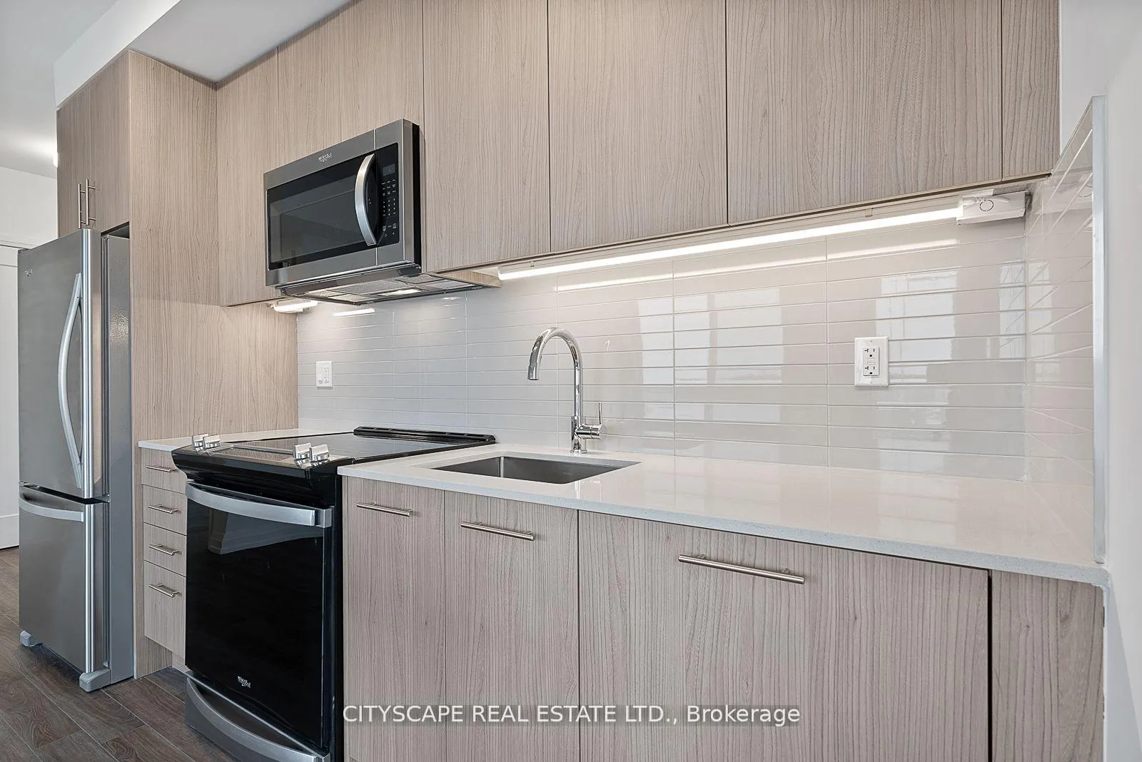 Photo 8 of Unit 2207, 286 Main Street, Toronto, East End-Danforth — HOMEH