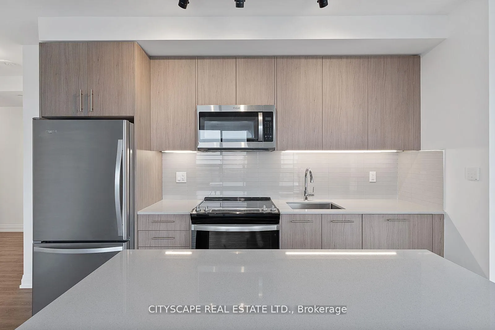 Photo 10 of Unit 2207, 286 Main Street, Toronto, East End-Danforth — HOMEH