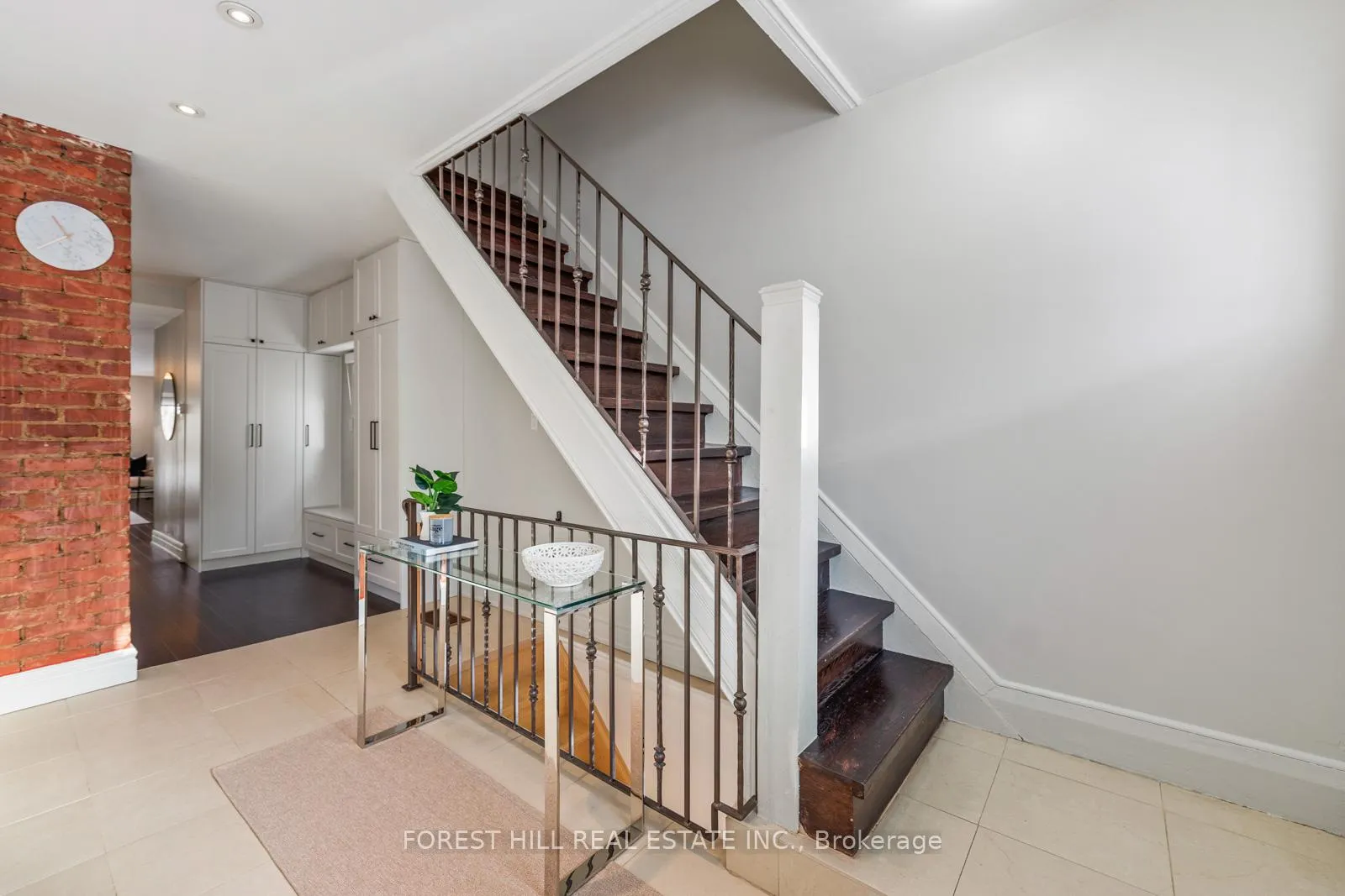 Photo 3 of 623 Harvie Avenue, Toronto, Caledonia-Fairbank — HOMEH