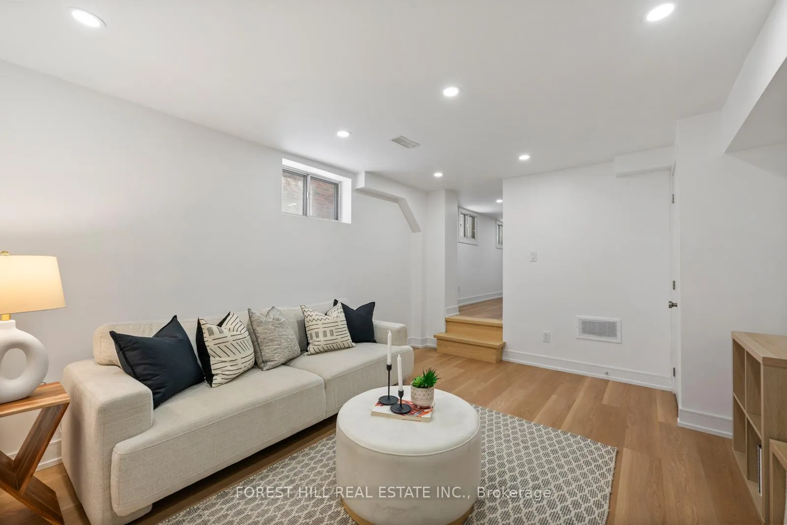 Photo 20 of 623 Harvie Avenue, Toronto, Caledonia-Fairbank — HOMEH