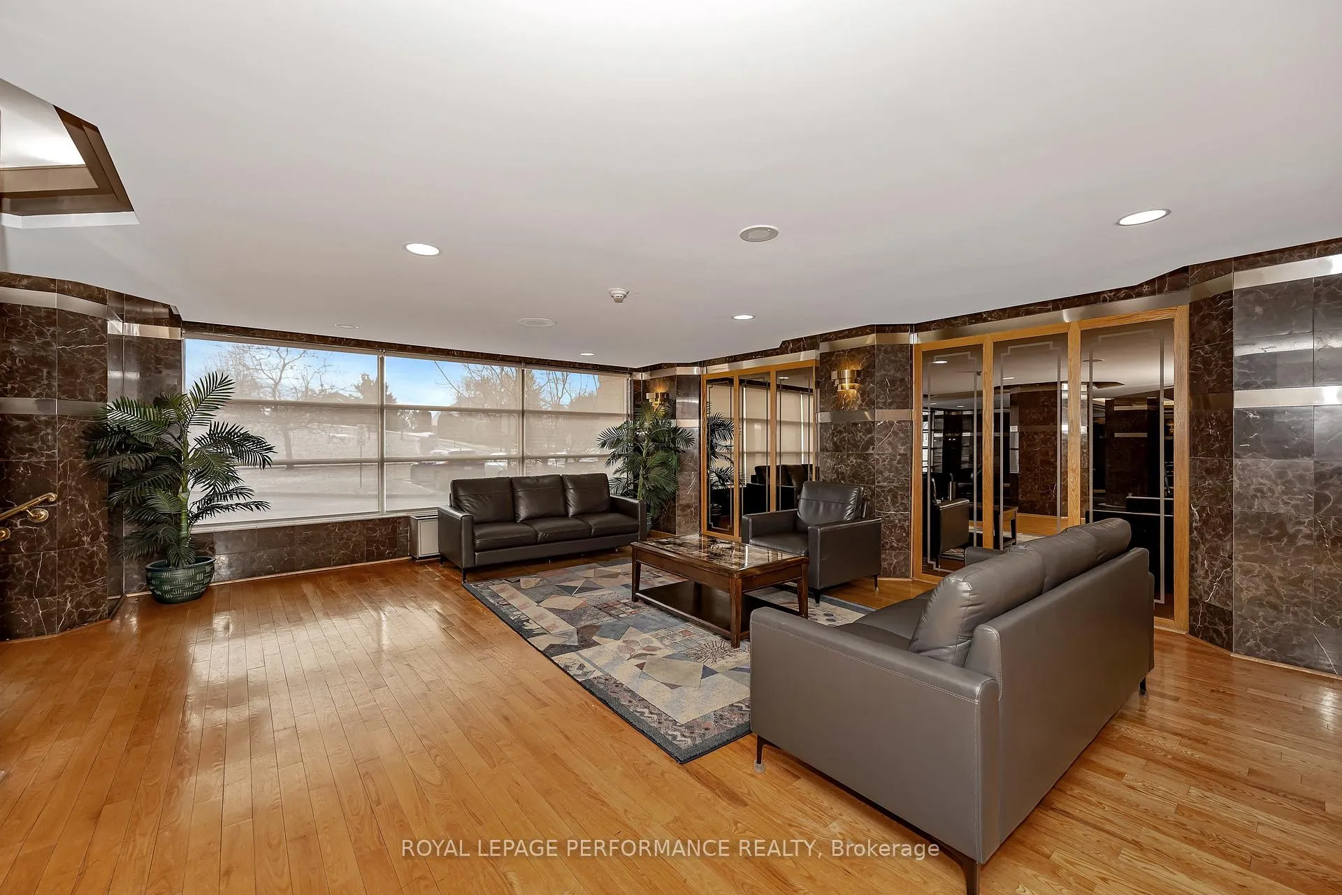 Photo 3 of Unit 1512, 2760 Carousel Crescent, Ottawa, Emerald Woods/Sawmill Creek — HOMEH