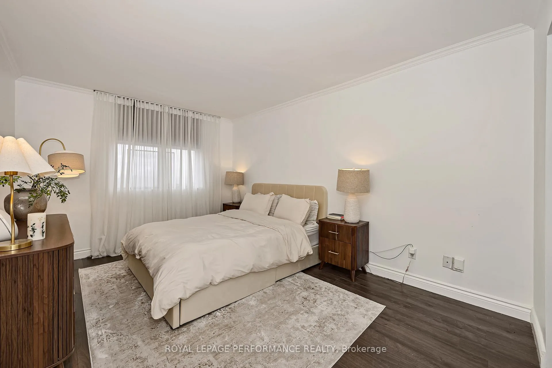 Photo 13 of Unit 1512, 2760 Carousel Crescent, Ottawa, Emerald Woods/Sawmill Creek — HOMEH