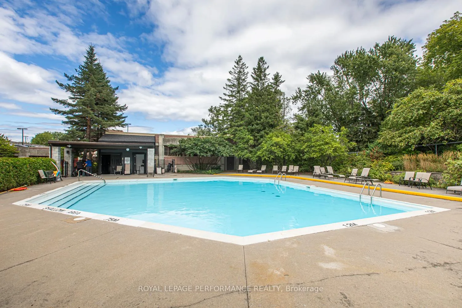 Photo 27 of Unit 1512, 2760 Carousel Crescent, Ottawa, Emerald Woods/Sawmill Creek — HOMEH
