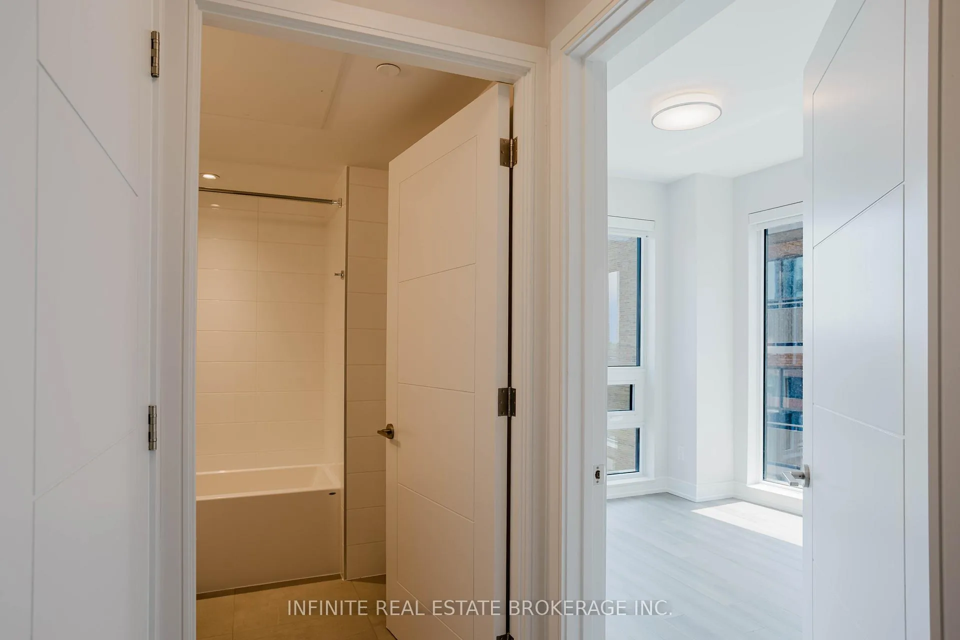 Photo 17 of Unit 803, 2525 Bathurst Street, Toronto, Forest Hill North — HOMEH