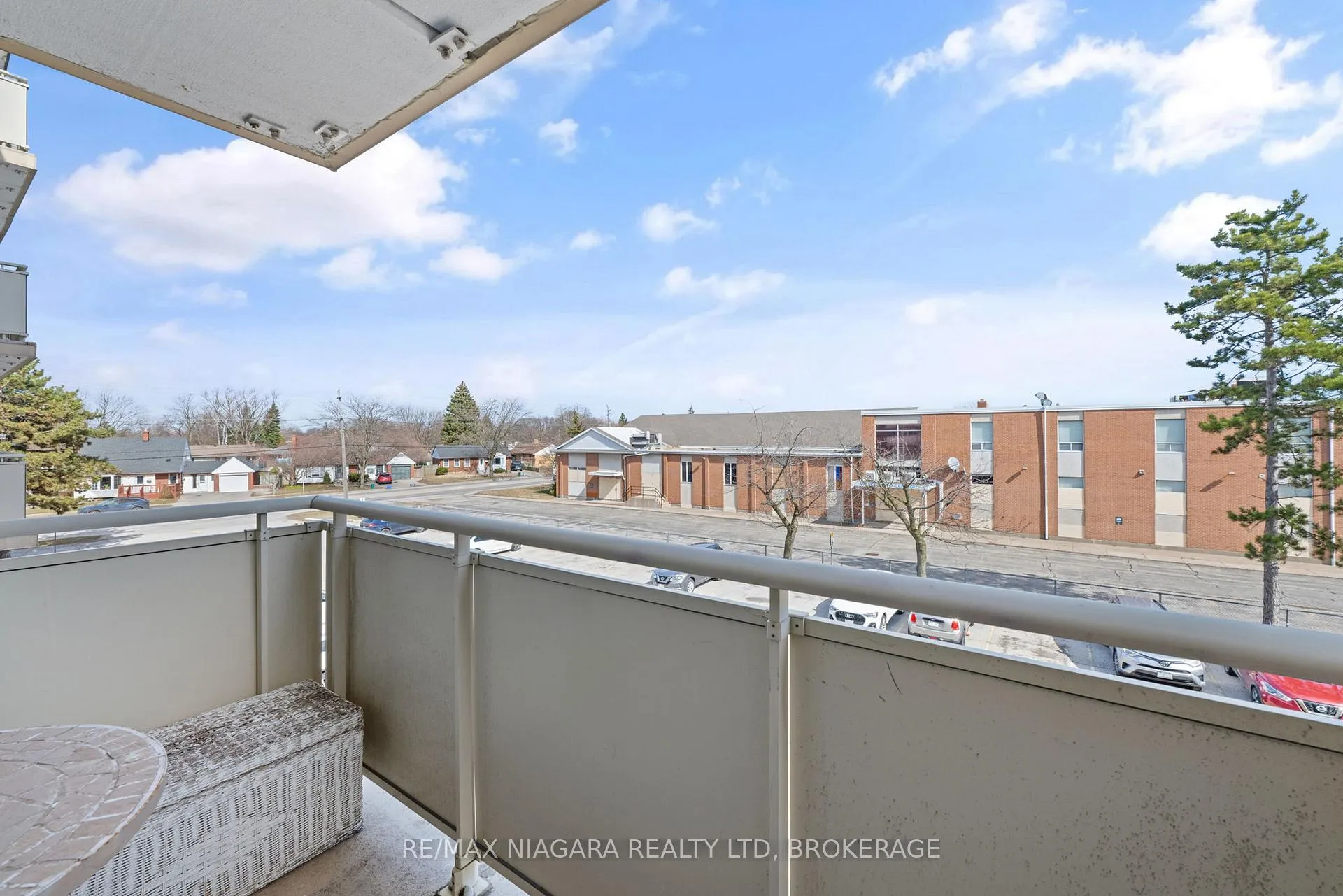 Photo 11 of Unit 308, 198 Scott Street, St. Catharines, Fairview — HOMEH