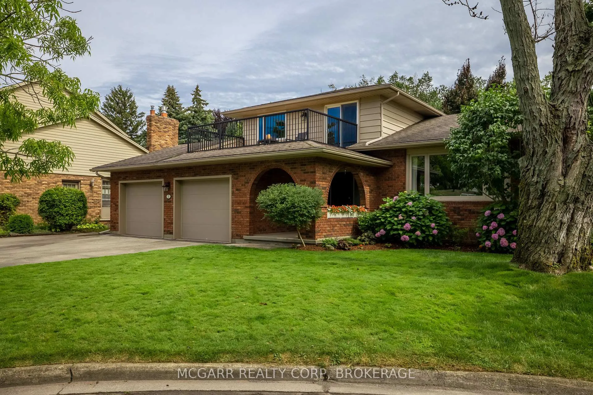 Photo 1 of 11 Lantana Circle, St. Catharines, Lakeshore — HOMEH