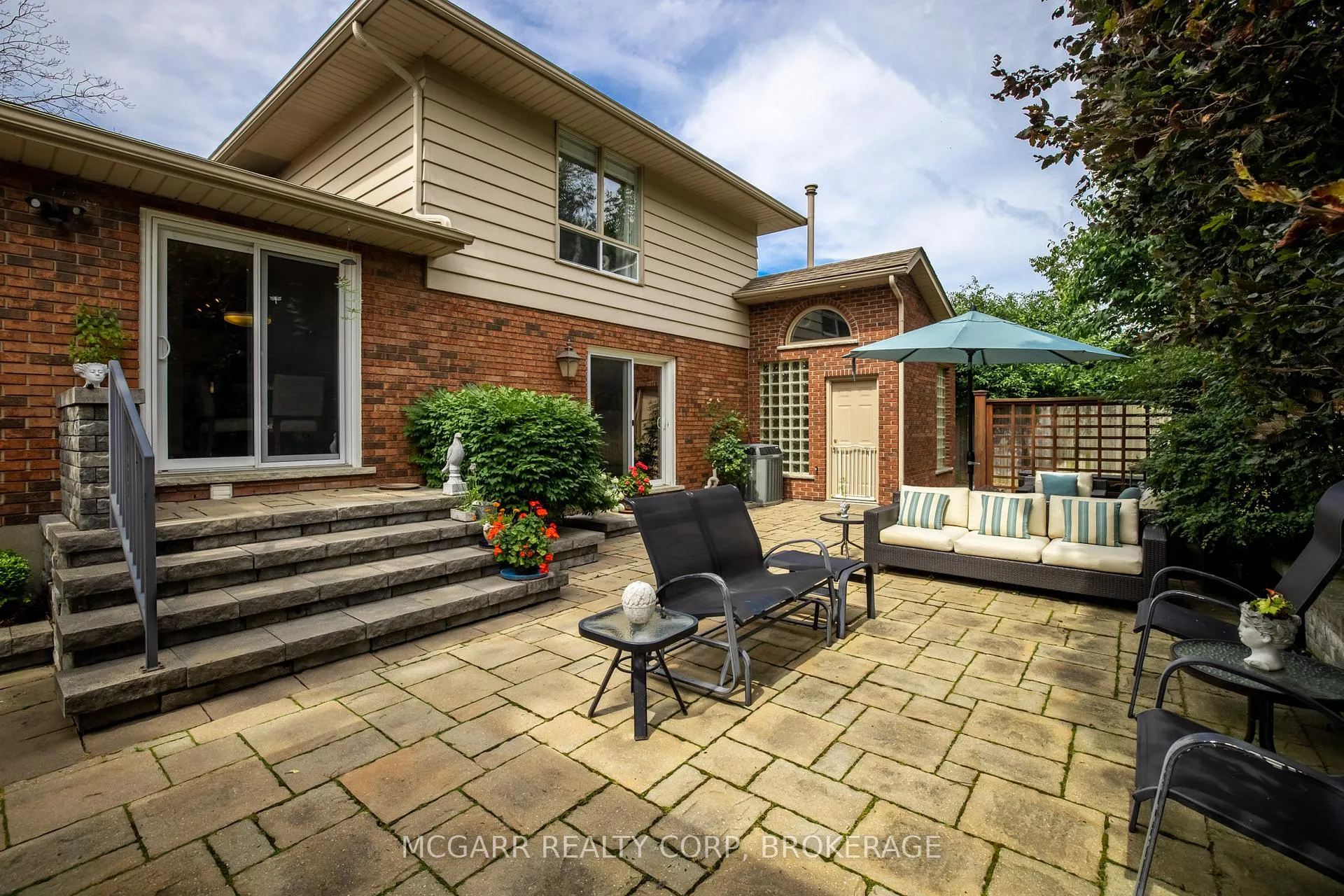Photo 37 of 11 Lantana Circle, St. Catharines, Lakeshore — HOMEH