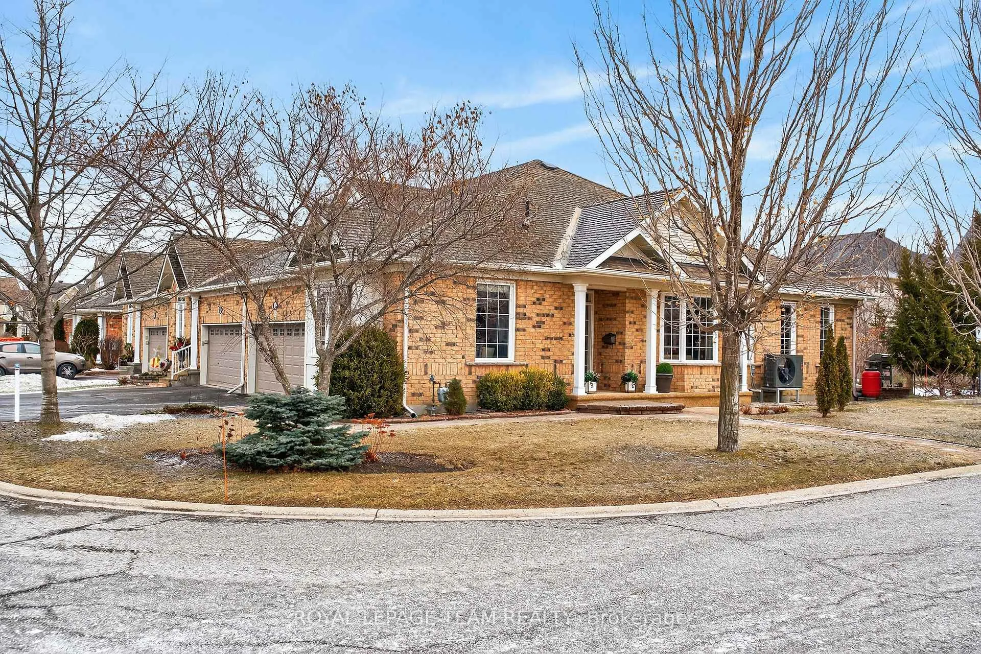 Photo 1 of 401 Oban Private, Ottawa, Barrhaven - Stonebridge — HOMEH