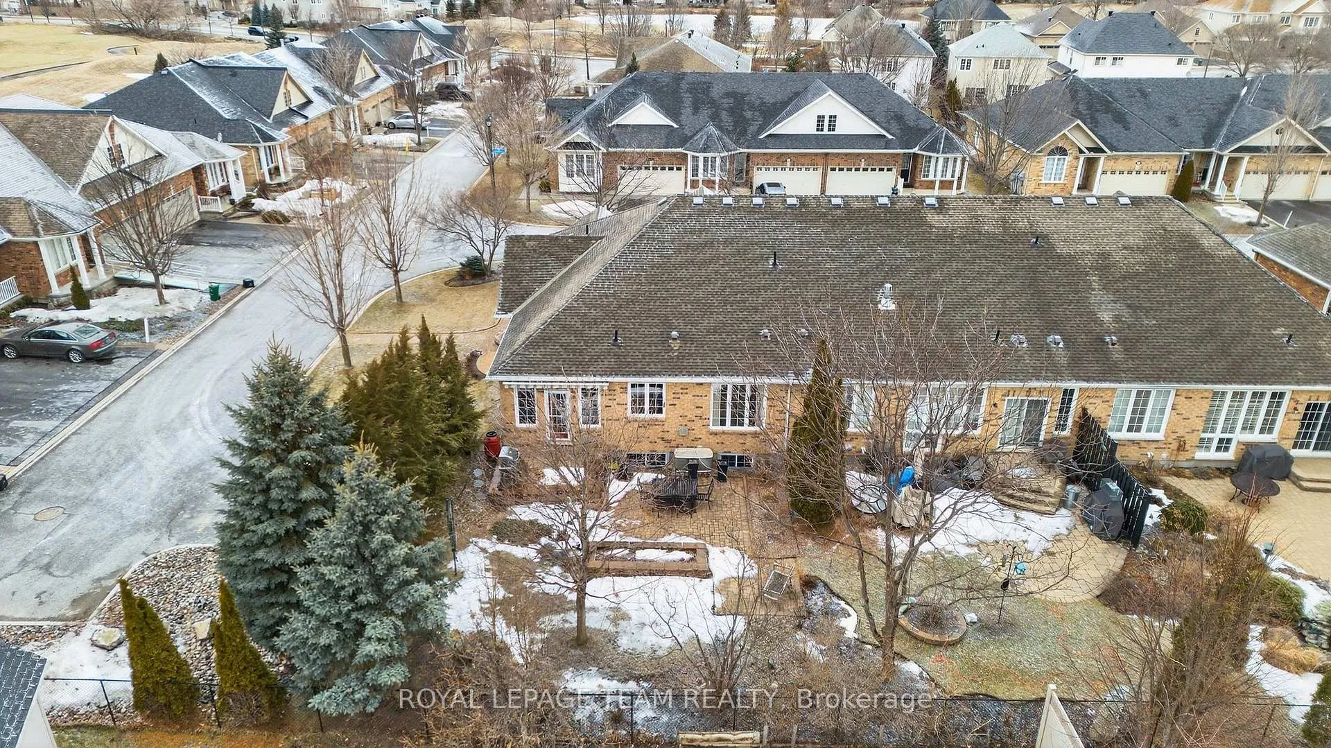 Photo 37 of 401 Oban Private, Ottawa, Barrhaven - Stonebridge — HOMEH