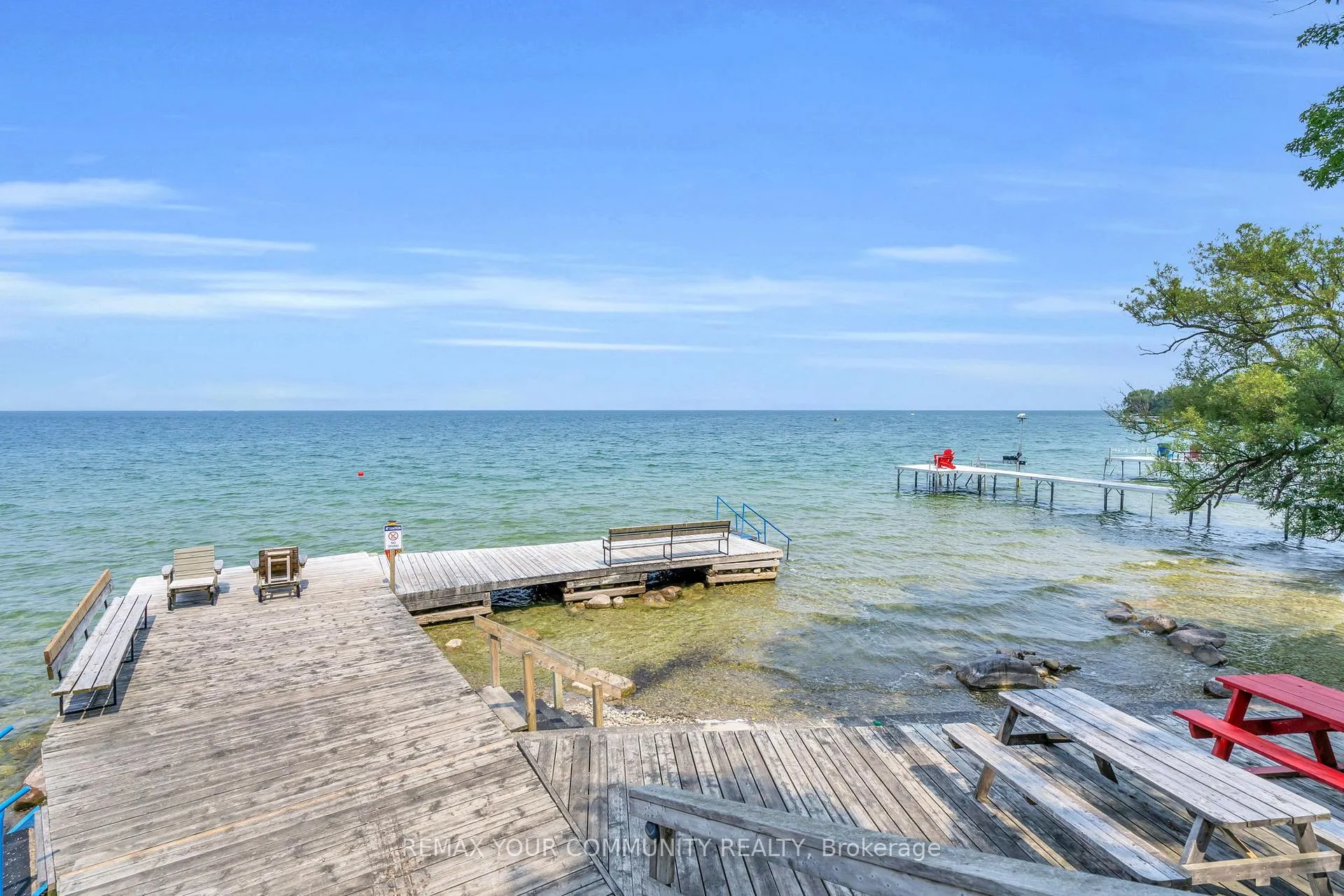 Photo 49 of 20 Farley Circle, Georgina, Historic Lakeshore Communities — HOMEH
