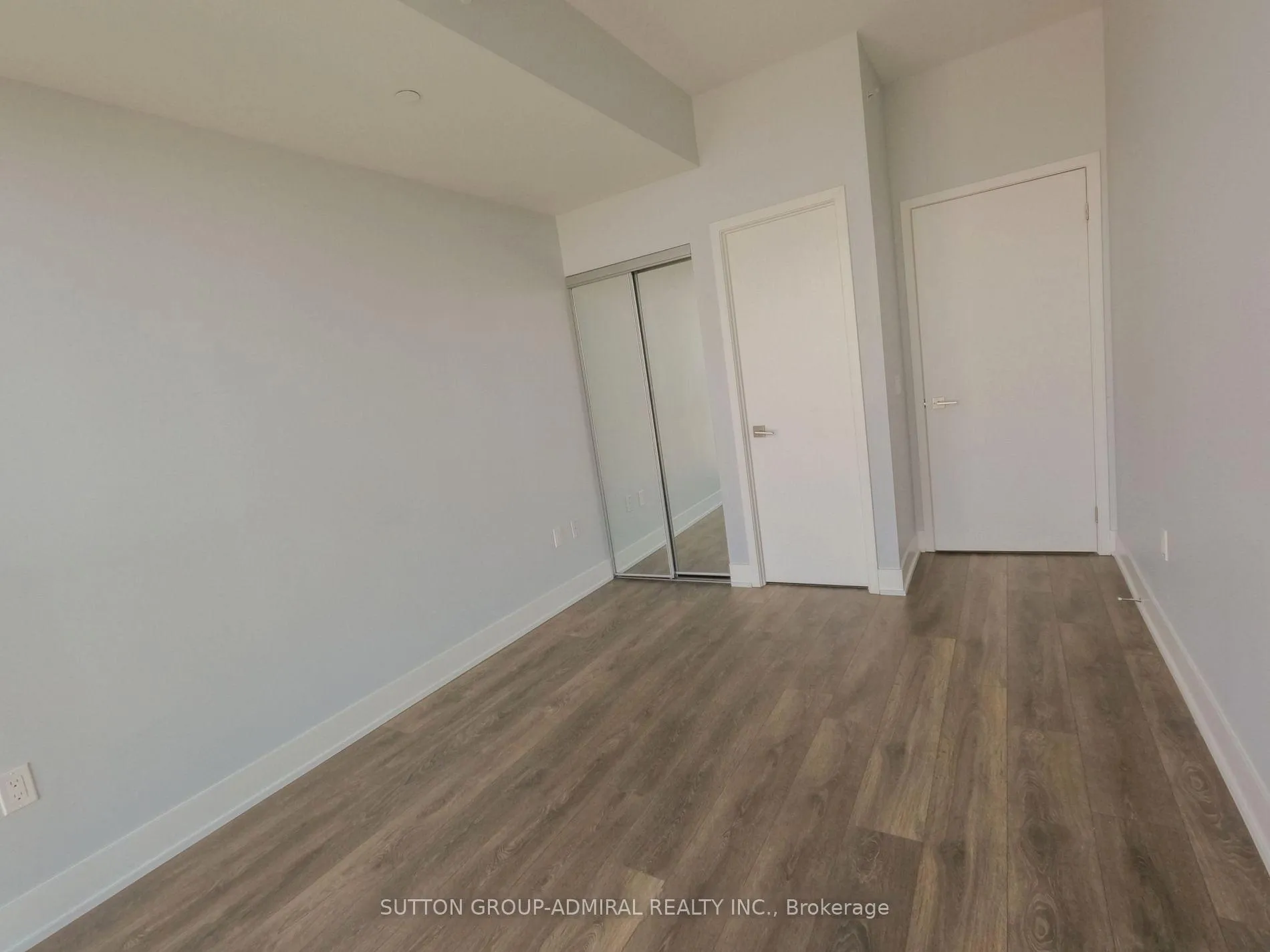 Photo 8 of Unit 1407, 2908 Highway 7 Road, Vaughan, Concord — HOMEH