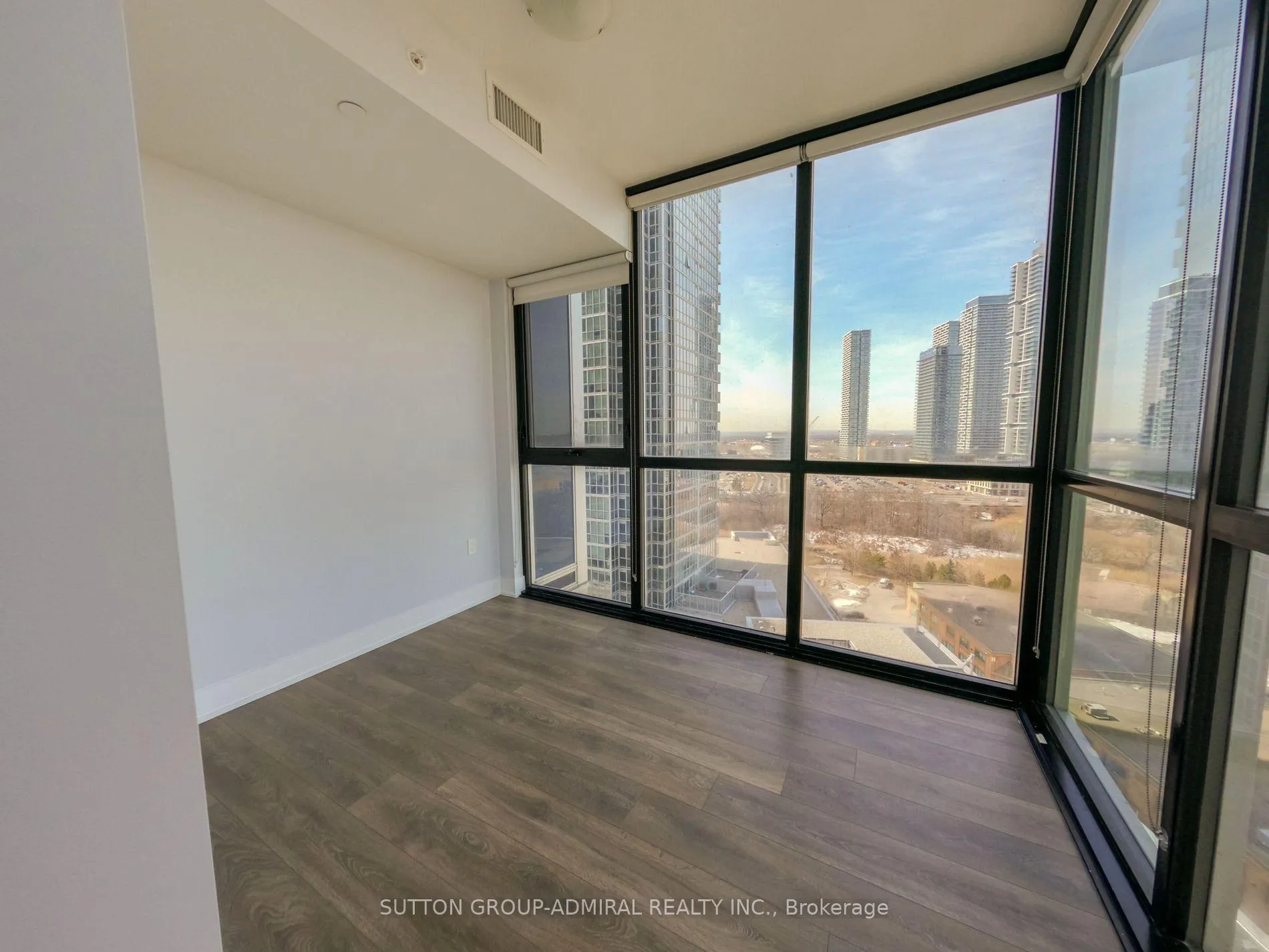 Photo 10 of Unit 1407, 2908 Highway 7 Road, Vaughan, Concord — HOMEH
