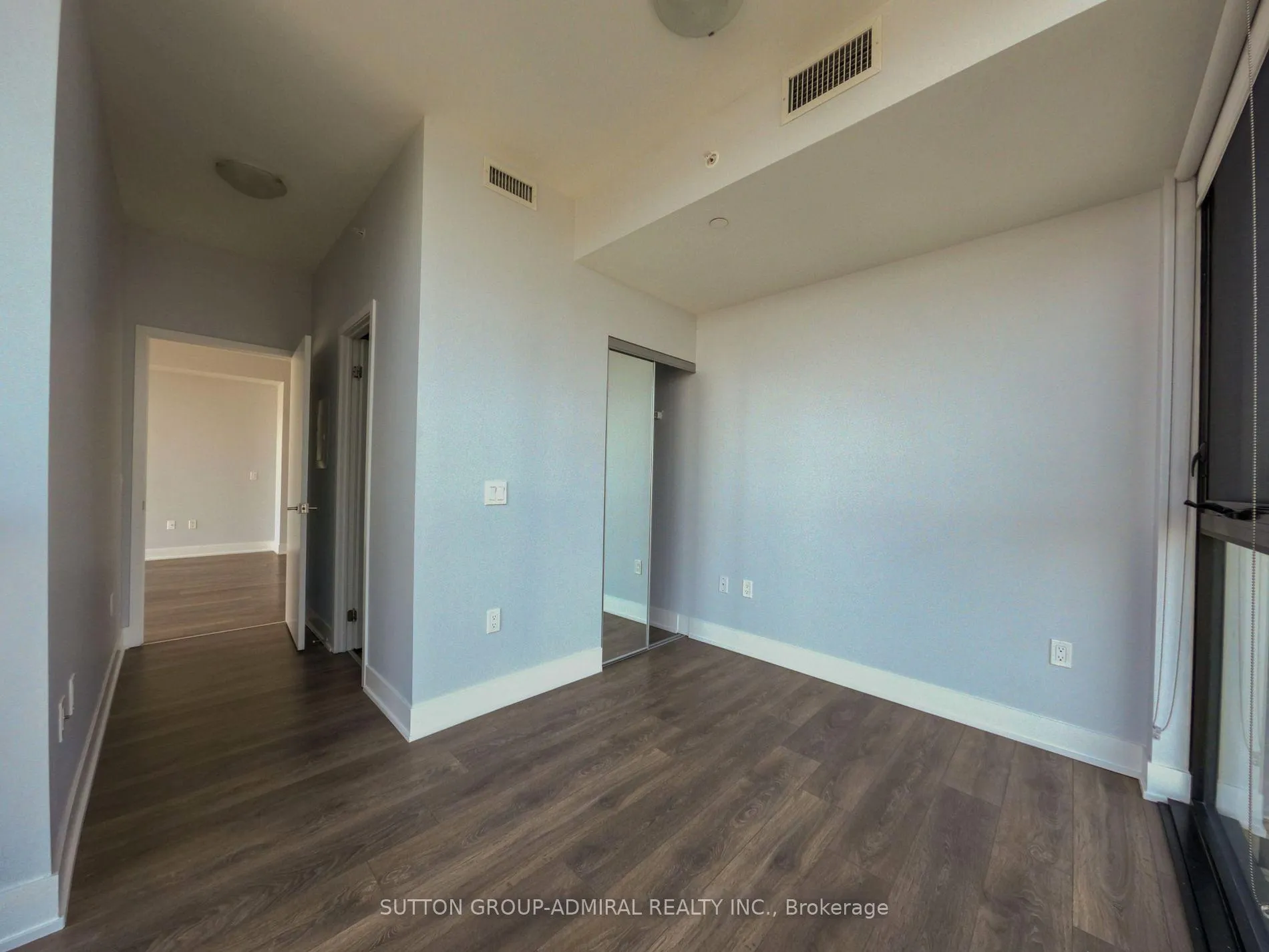 Photo 12 of Unit 1407, 2908 Highway 7 Road, Vaughan, Concord — HOMEH