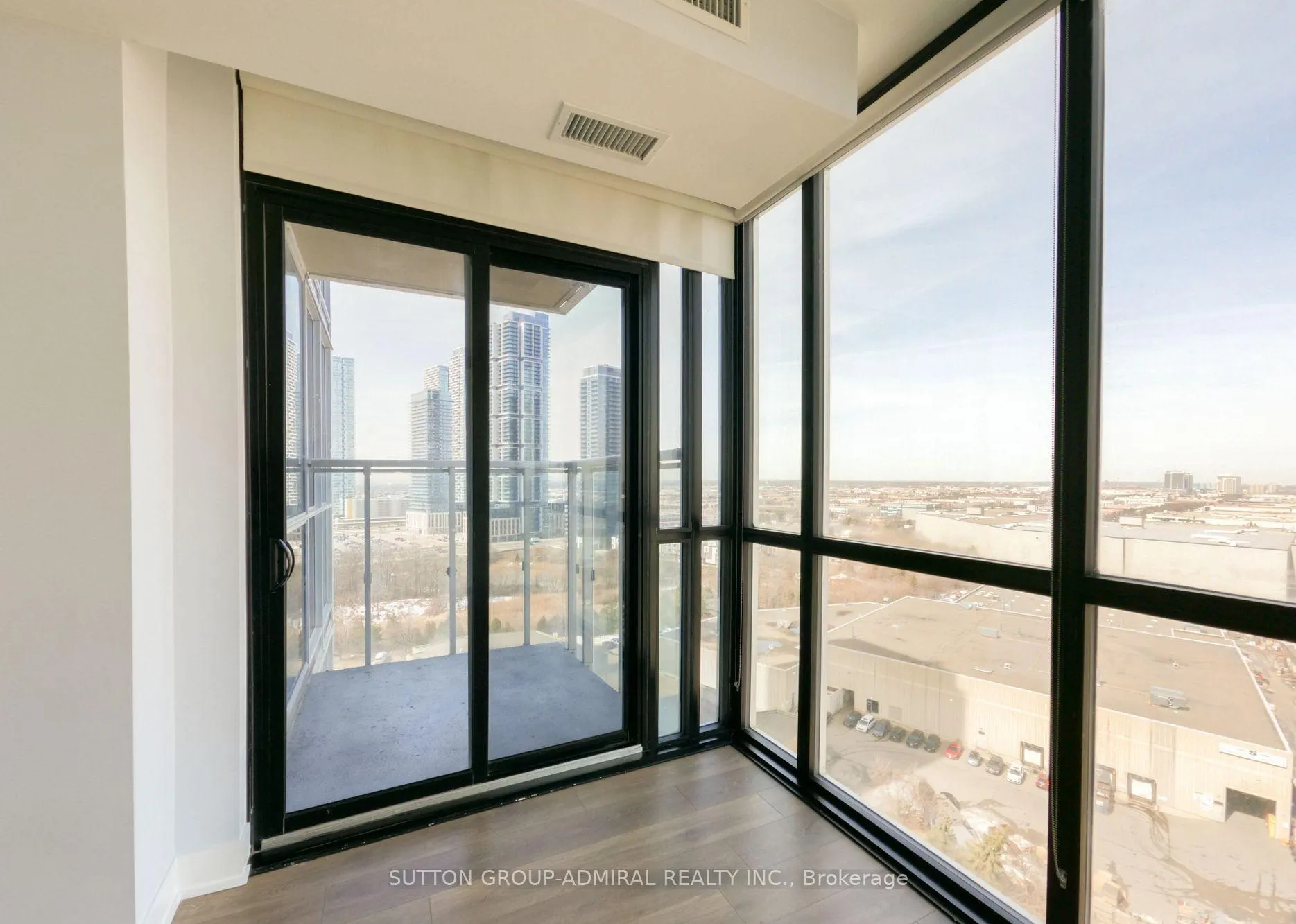 Photo 15 of Unit 1407, 2908 Highway 7 Road, Vaughan, Concord — HOMEH