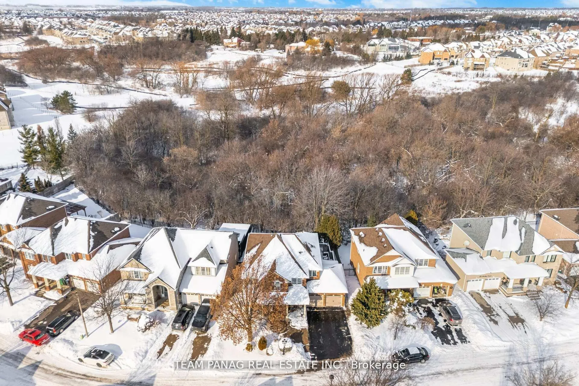Photo 3 of 16 Maltby Court, Brampton, Vales of Castlemore — HOMEH