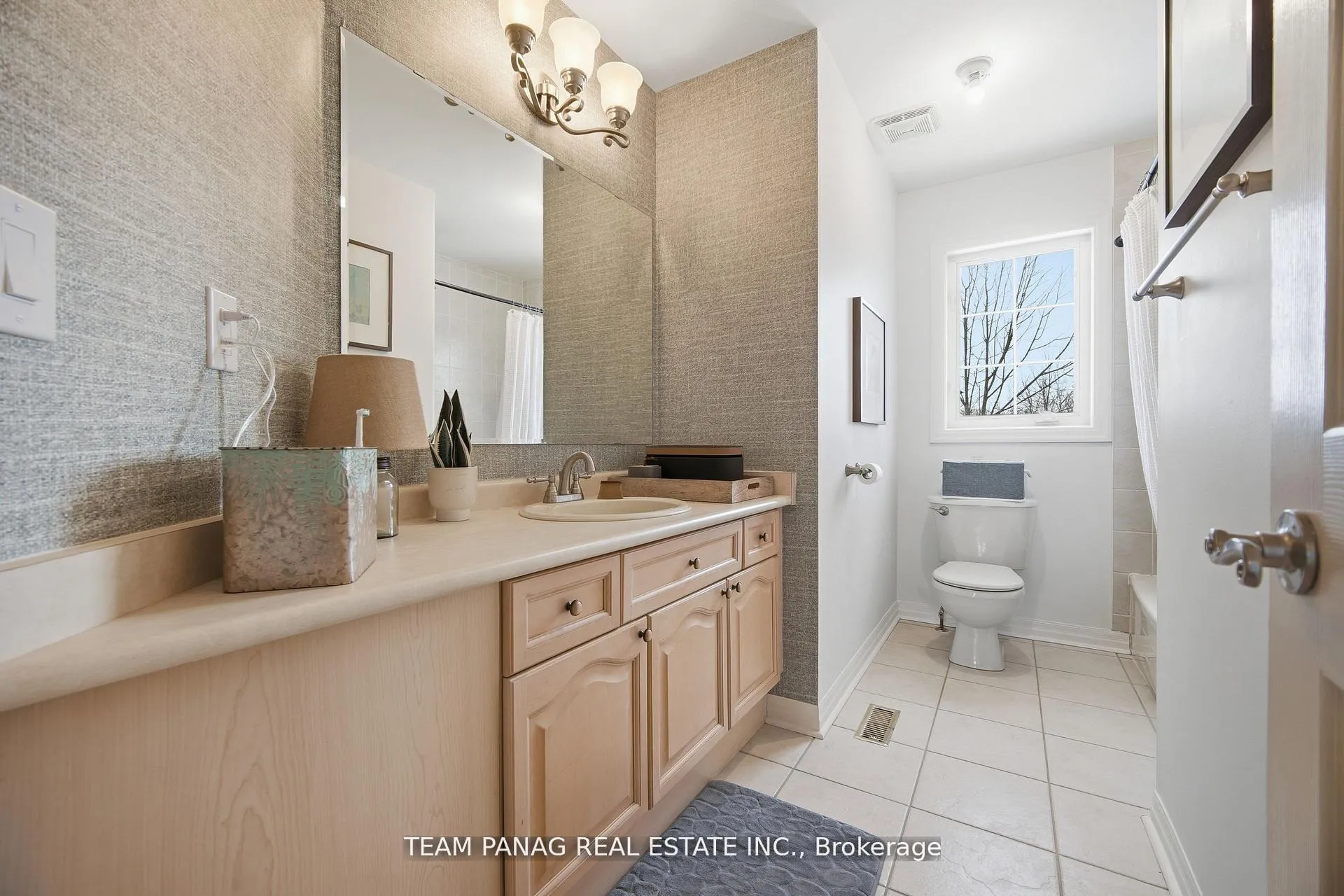 Photo 40 of 16 Maltby Court, Brampton, Vales of Castlemore — HOMEH