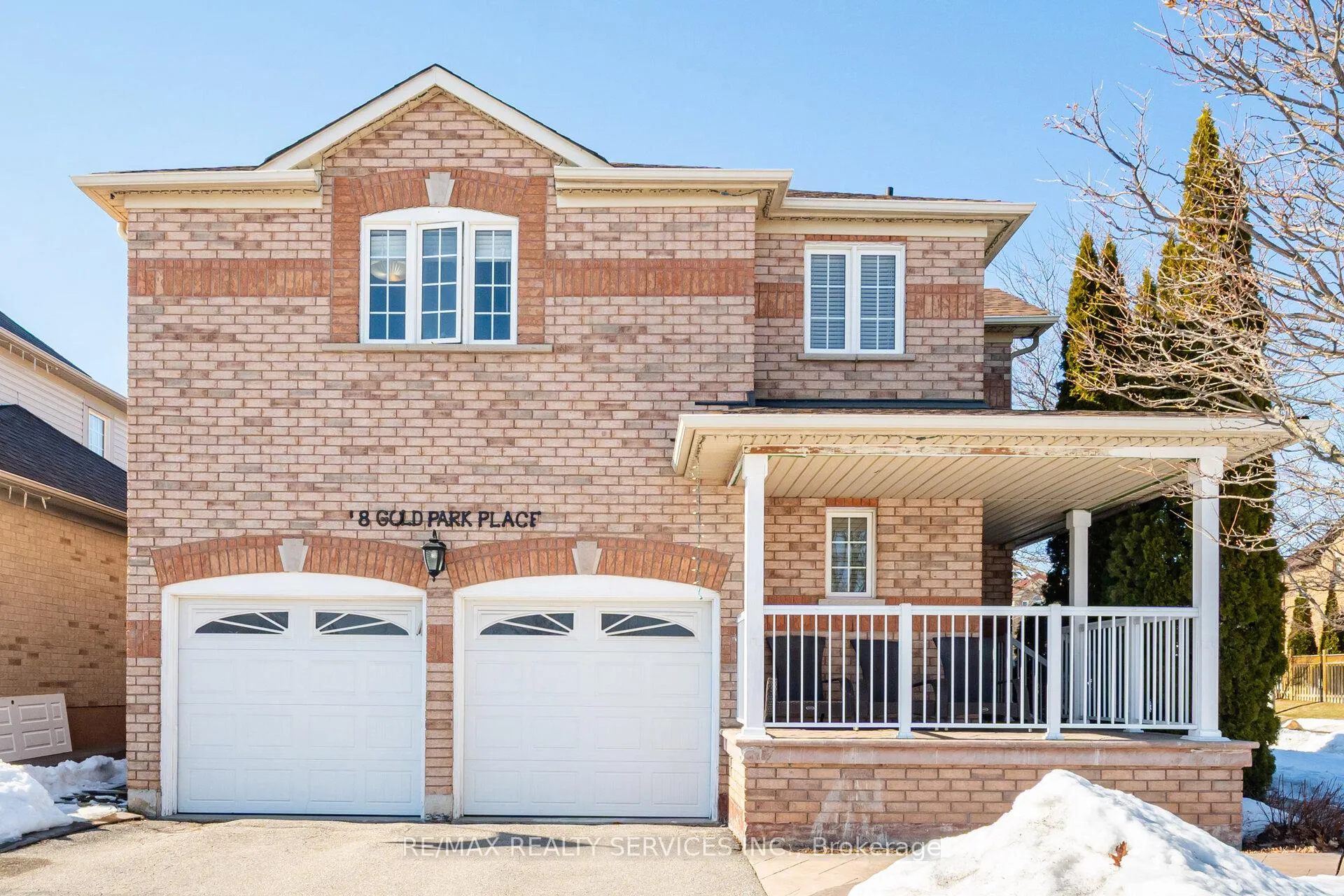 Front of 28 Gold Park Place
