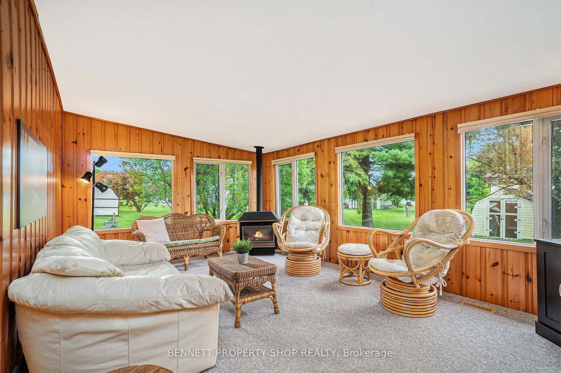 Photo 4 of 36 Woodside Lane, McNab/Braeside, Mcnab/Braeside Twps — HOMEH