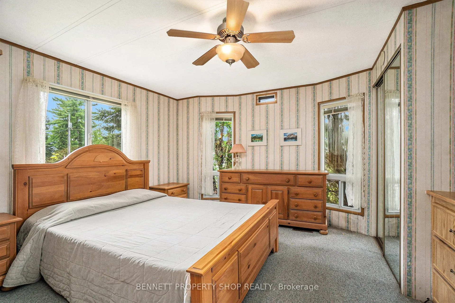 Photo 10 of 36 Woodside Lane, McNab/Braeside, Mcnab/Braeside Twps — HOMEH