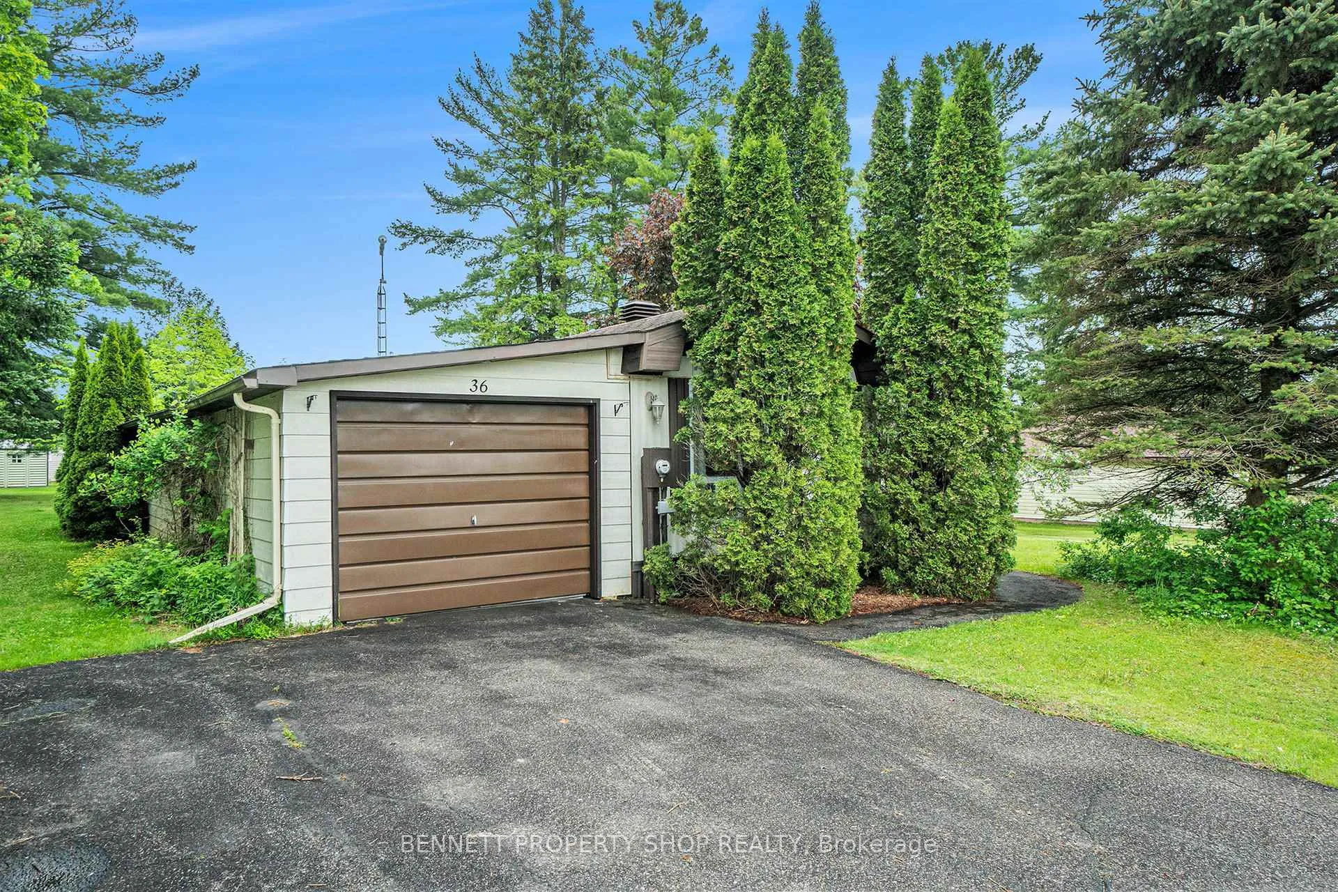 Photo 15 of 36 Woodside Lane, McNab/Braeside, Mcnab/Braeside Twps — HOMEH