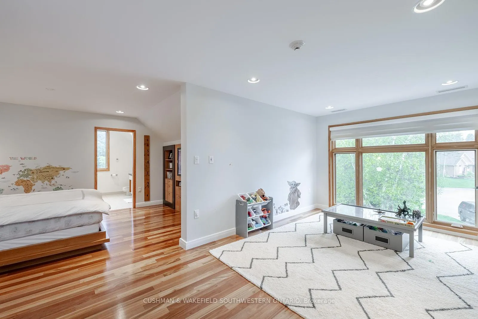Photo 15 of 60 Sir Robert Place, Middlesex Centre, Arva — HOMEH
