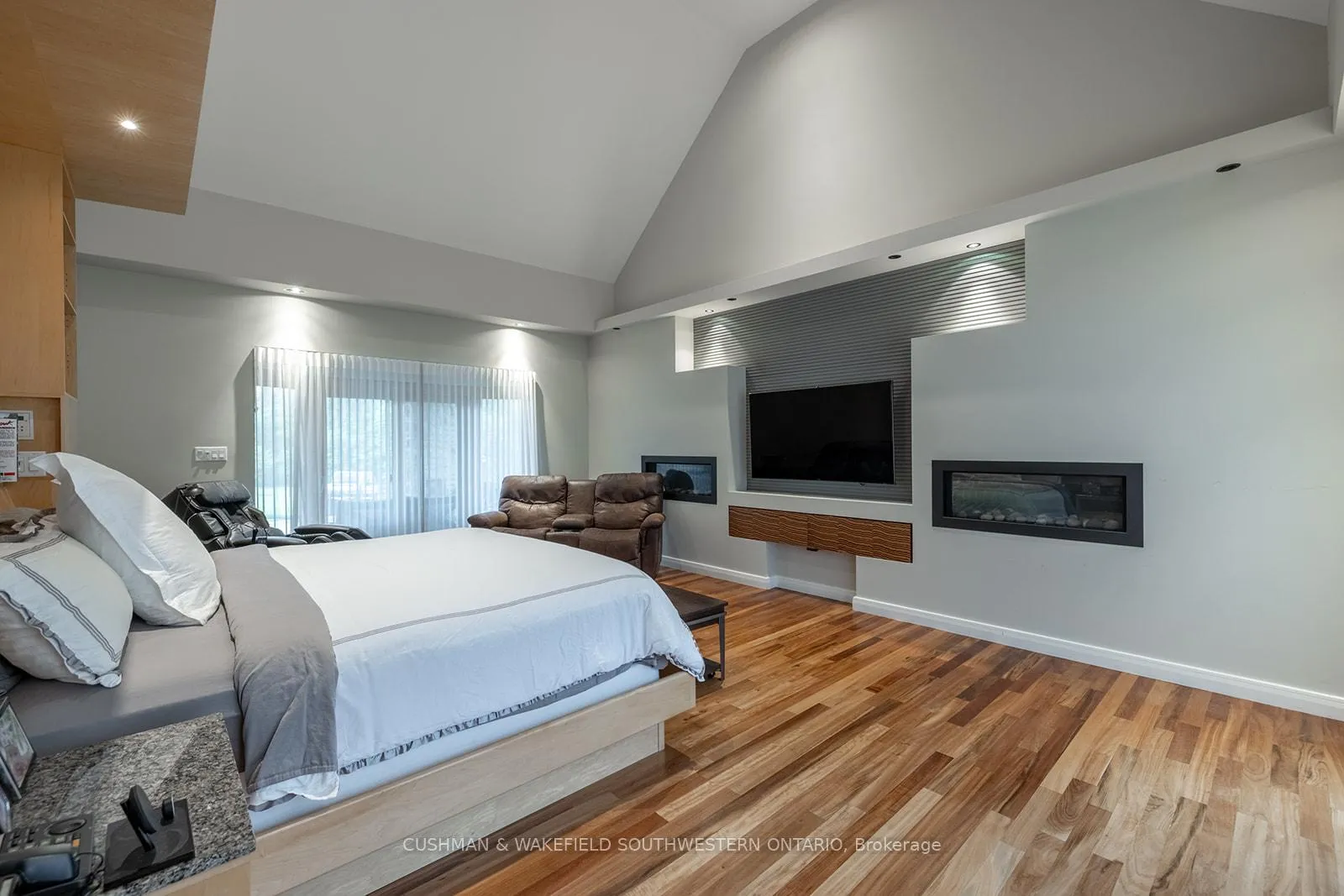 Photo 20 of 60 Sir Robert Place, Middlesex Centre, Arva — HOMEH