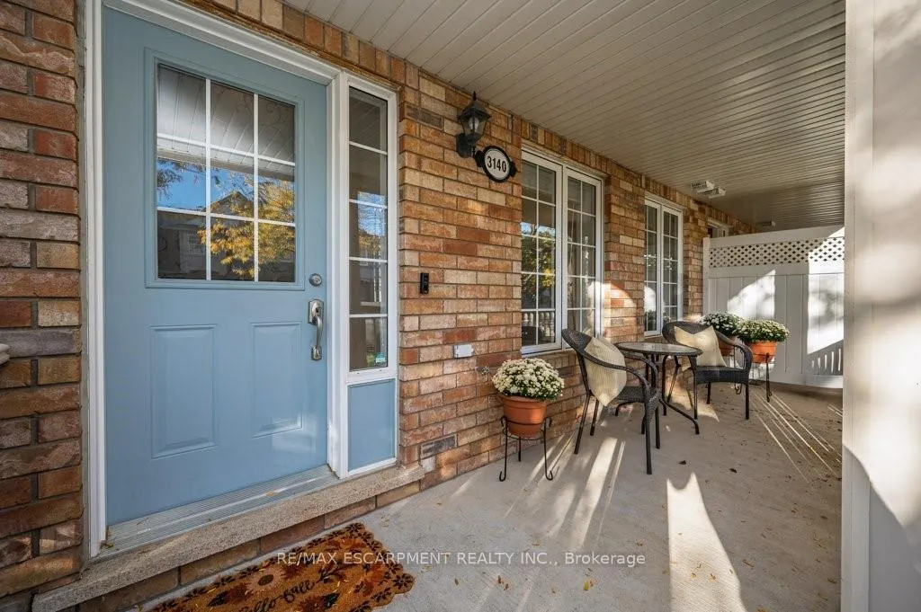 Photo 3 of 3140 Edgar Avenue, Burlington, Alton — HOMEH