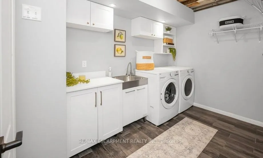 Photo 9 of 3140 Edgar Avenue, Burlington, Alton — HOMEH