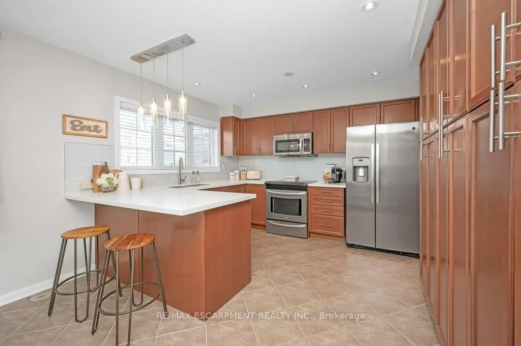 Photo 16 of 3140 Edgar Avenue, Burlington, Alton — HOMEH