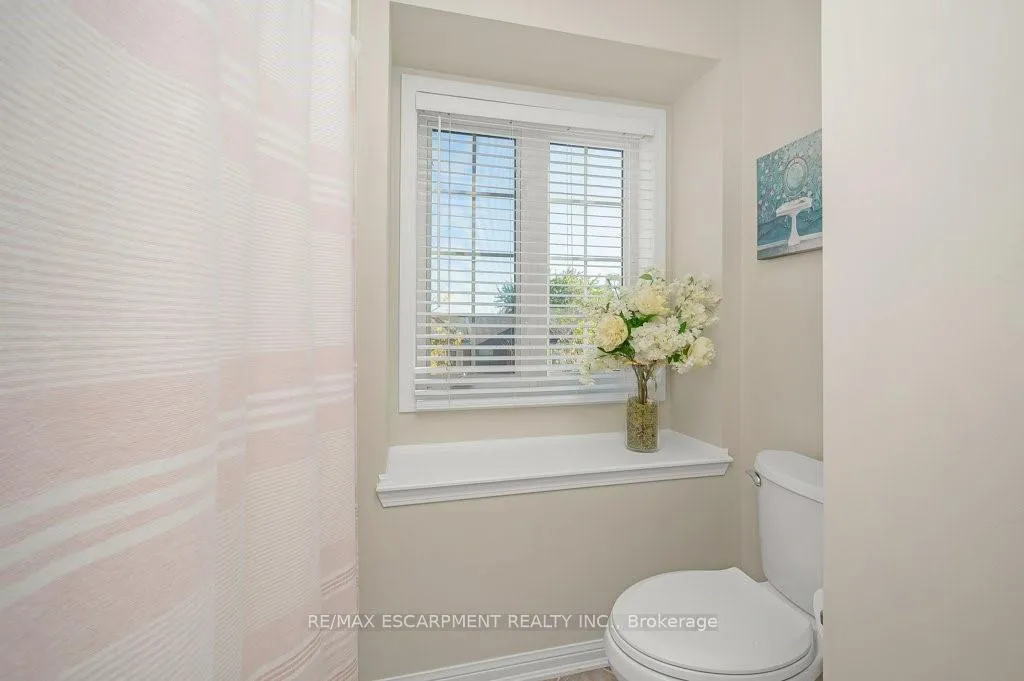 Photo 31 of 3140 Edgar Avenue, Burlington, Alton — HOMEH