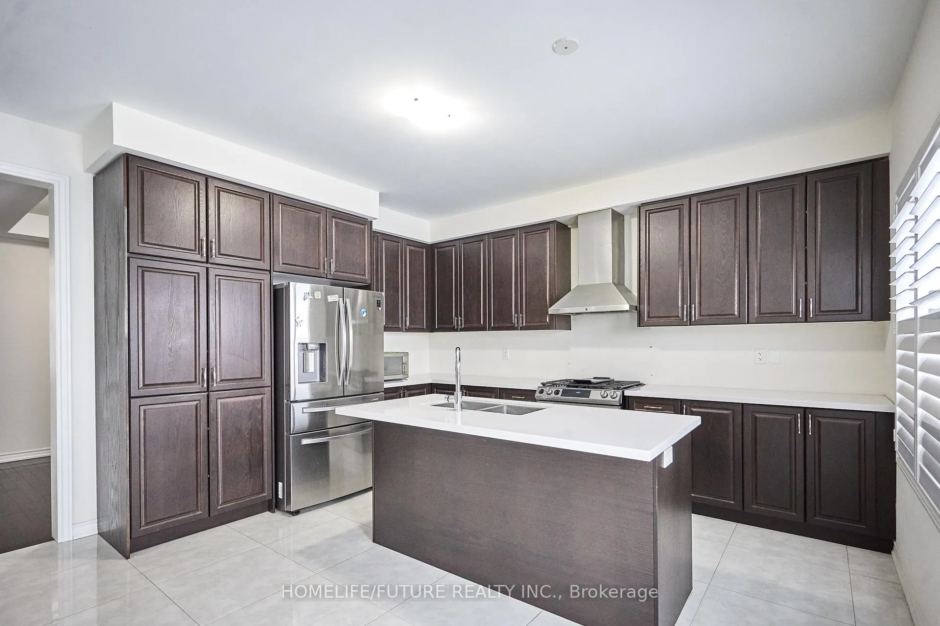 Photo 13 of 357 Danny Wheeler Boulevard, Georgina, Keswick North — HOMEH