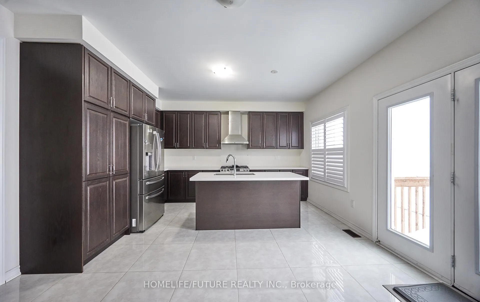 Photo 19 of 357 Danny Wheeler Boulevard, Georgina, Keswick North — HOMEH