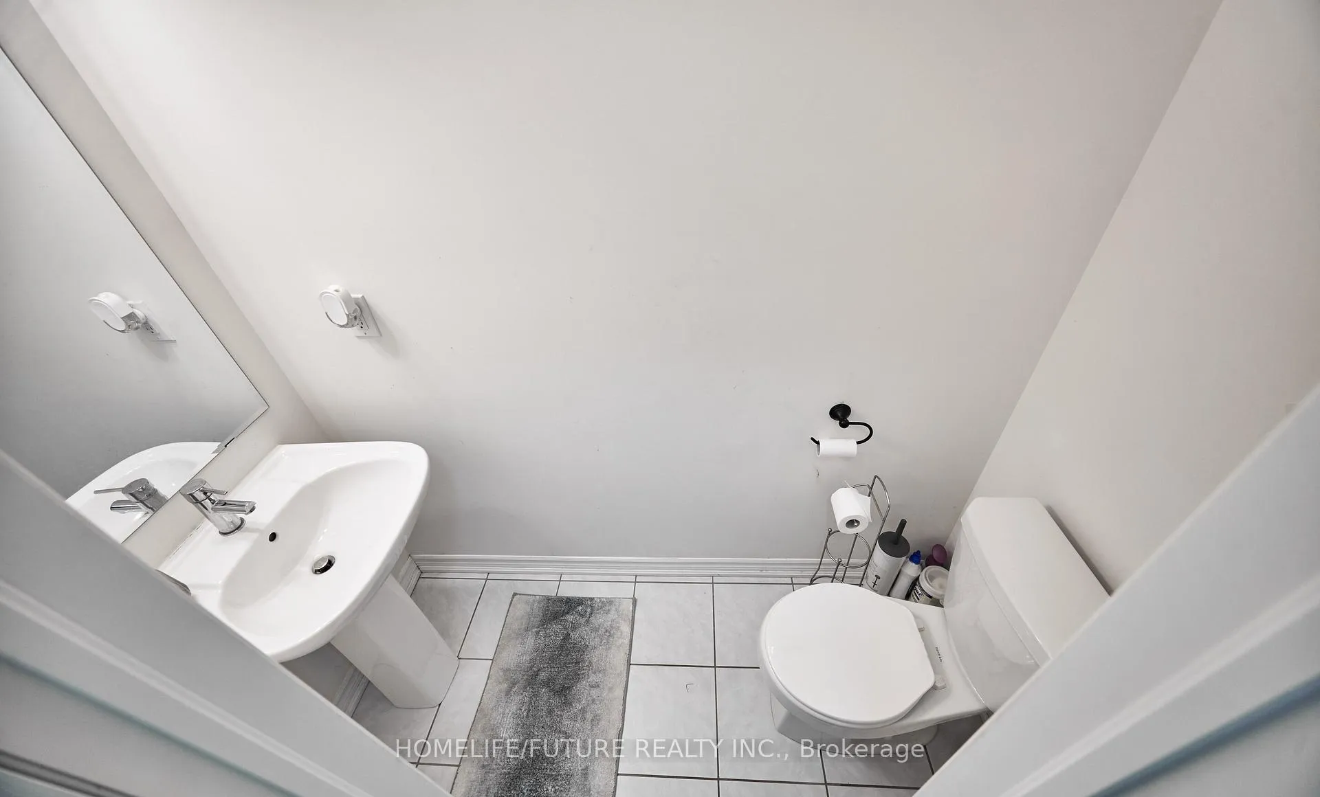 Photo 23 of 357 Danny Wheeler Boulevard, Georgina, Keswick North — HOMEH