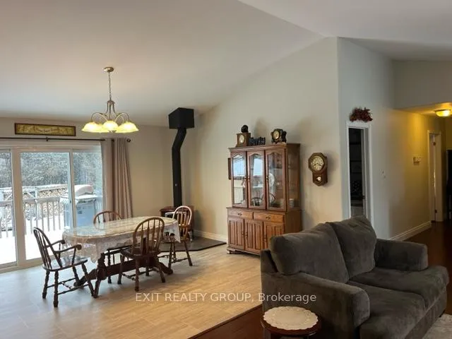 Photo 17 of 1047 Lazier Road, Tyendinaga, Tyendinaga Township — HOMEH