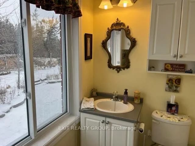 Photo 26 of 1047 Lazier Road, Tyendinaga, Tyendinaga Township — HOMEH