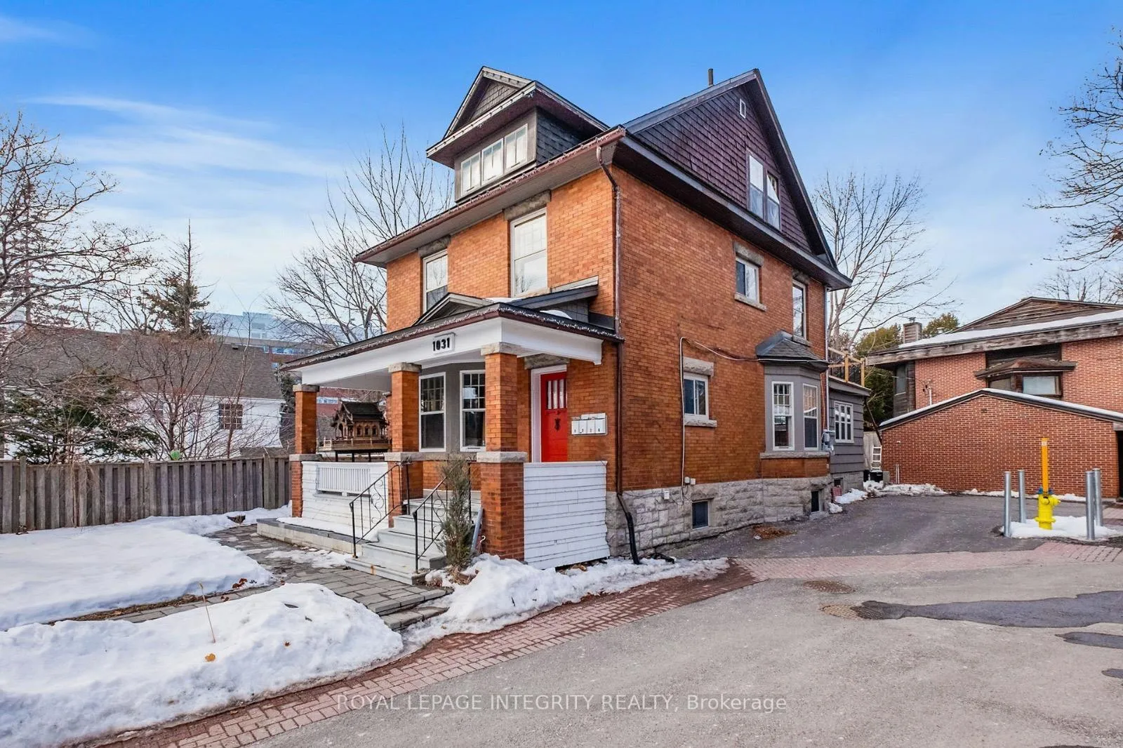 Front of 1031 Carling Avenue