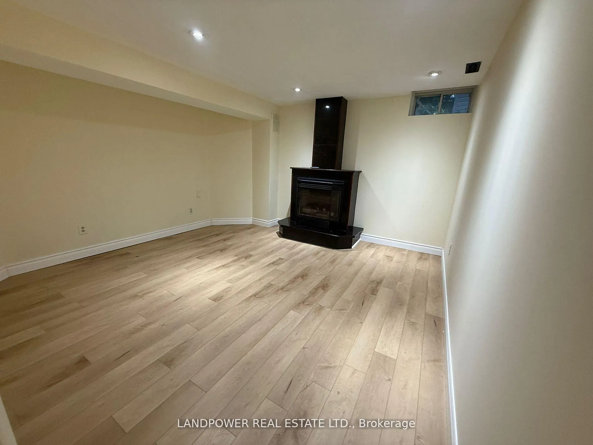 Photo 7 of Unit BSMT, 64 Walden Street, Markham, Middlefield — HOMEH