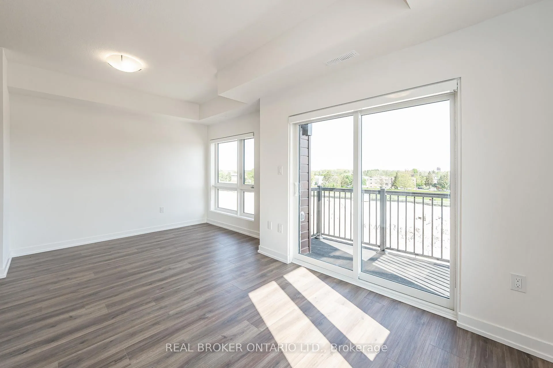Photo 10 of Unit 22, 20 Palace Street, Kitchener — HOMEH