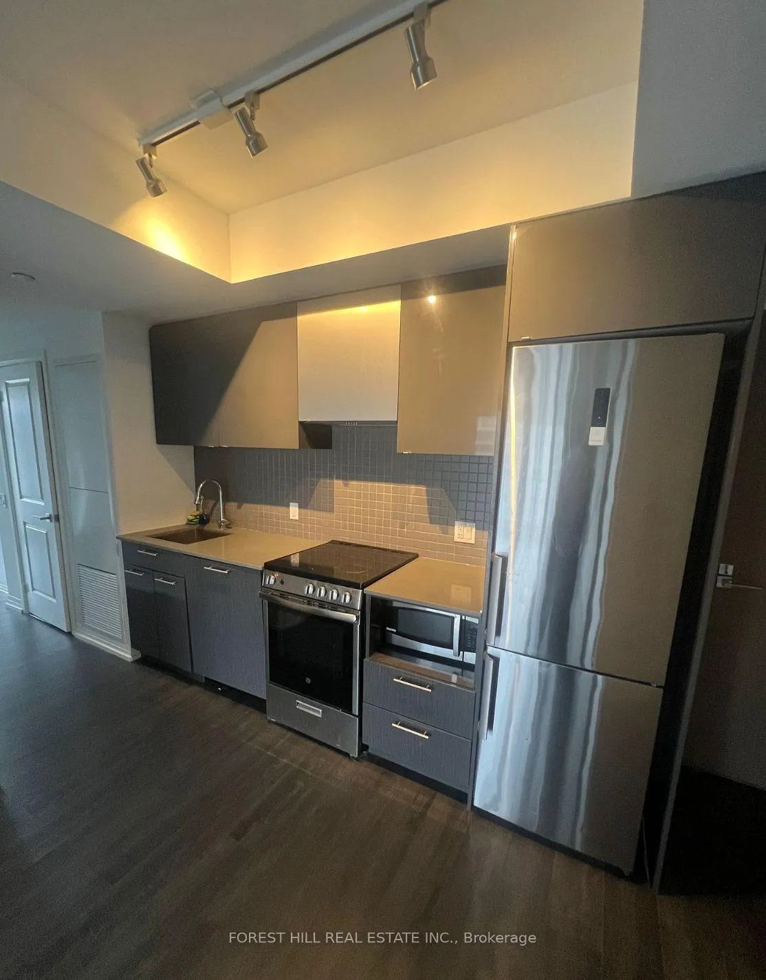 Front of Unit 1230, 251 Jarvis Street