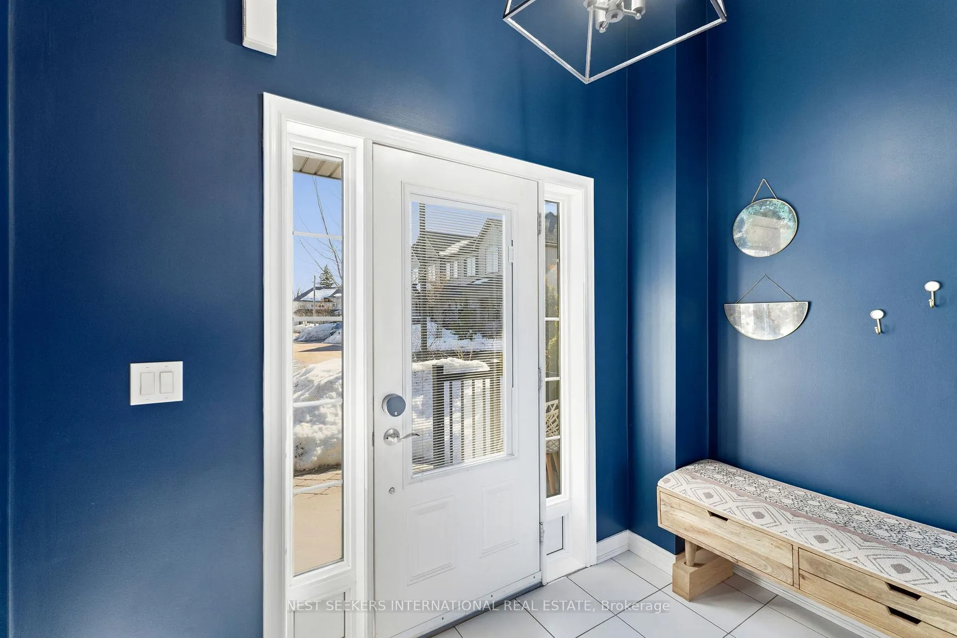 Photo 2 of 22 Forest Heights Crescent, Orillia — HOMEH