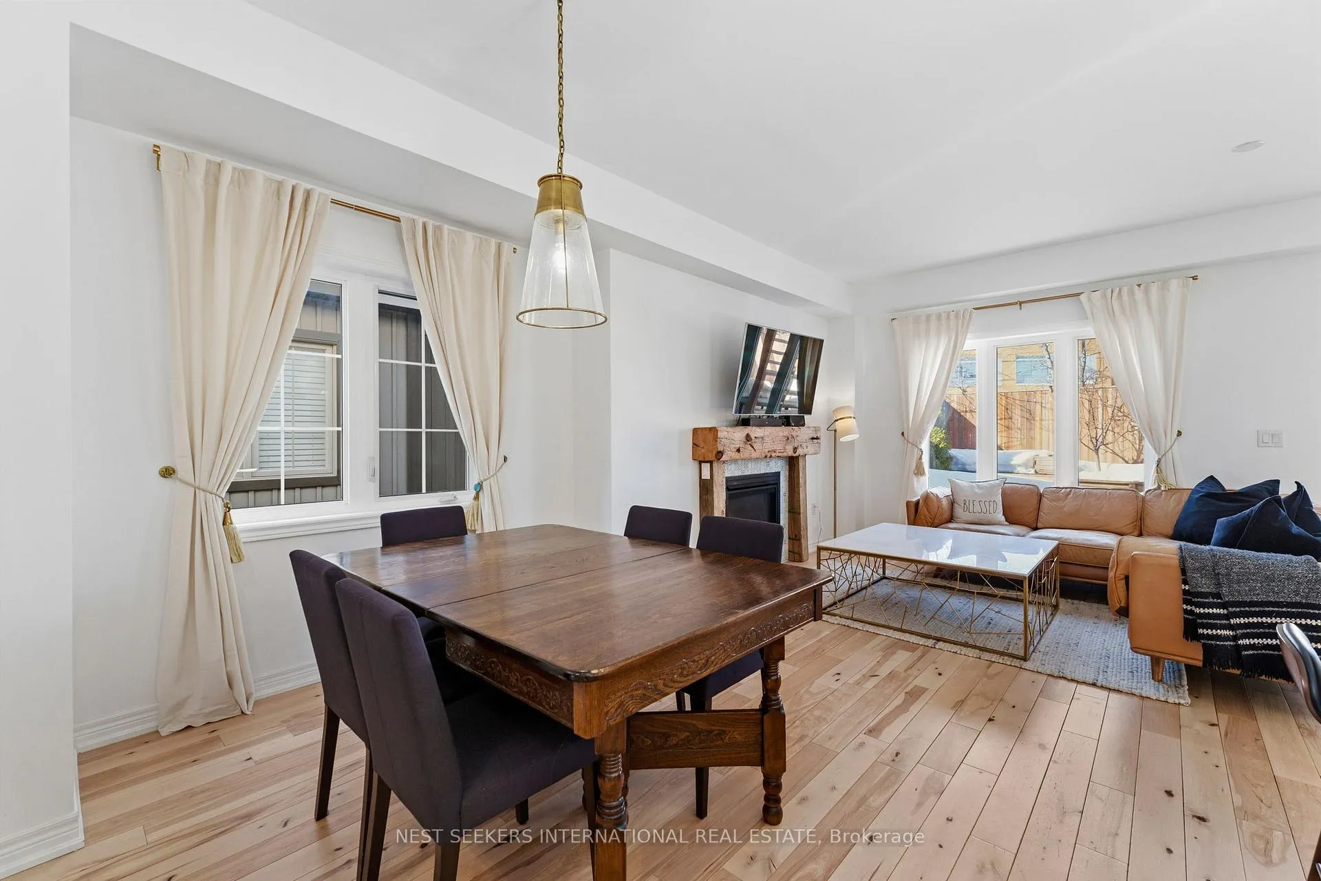 Photo 5 of 22 Forest Heights Crescent, Orillia — HOMEH