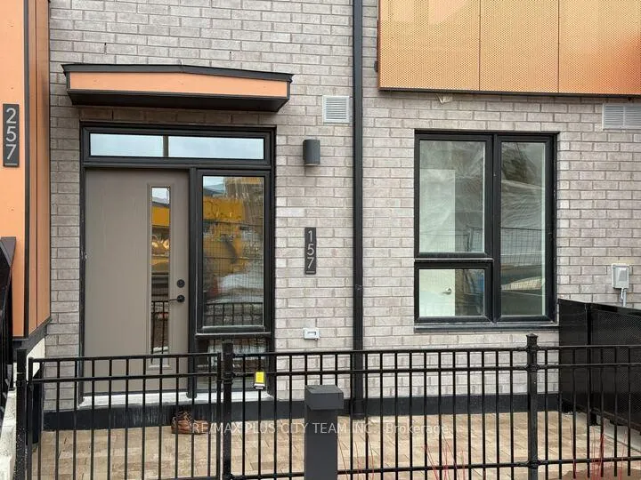 Photo 3 of Unit 157, 90 All Nations Drive, Brampton, Northwest Brampton — HOMEH