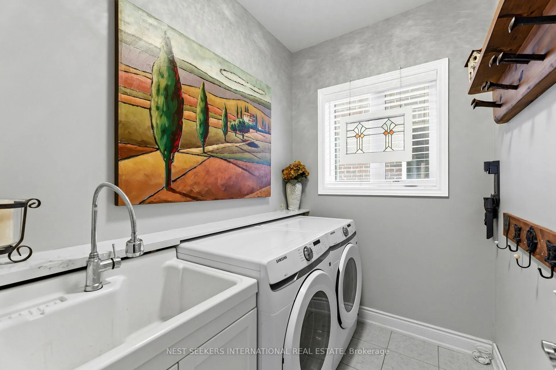 Photo 20 of 2998 Annalysse Drive, Orillia — HOMEH